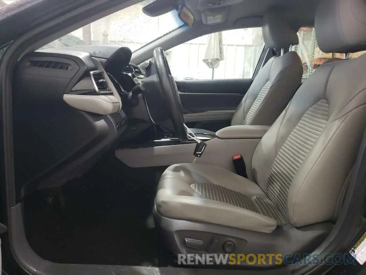 7 fotografías del automóvil dañado 4T1B11HK9KU793260 TOYOTA CAMRY 2019