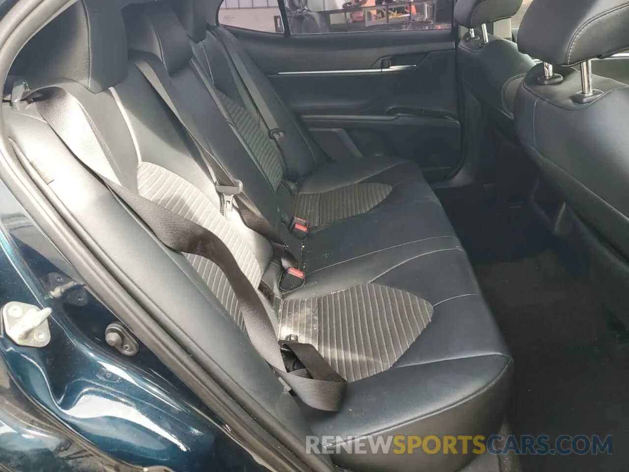 10 fotografías del automóvil dañado 4T1B11HK9KU795347 TOYOTA CAMRY 2019