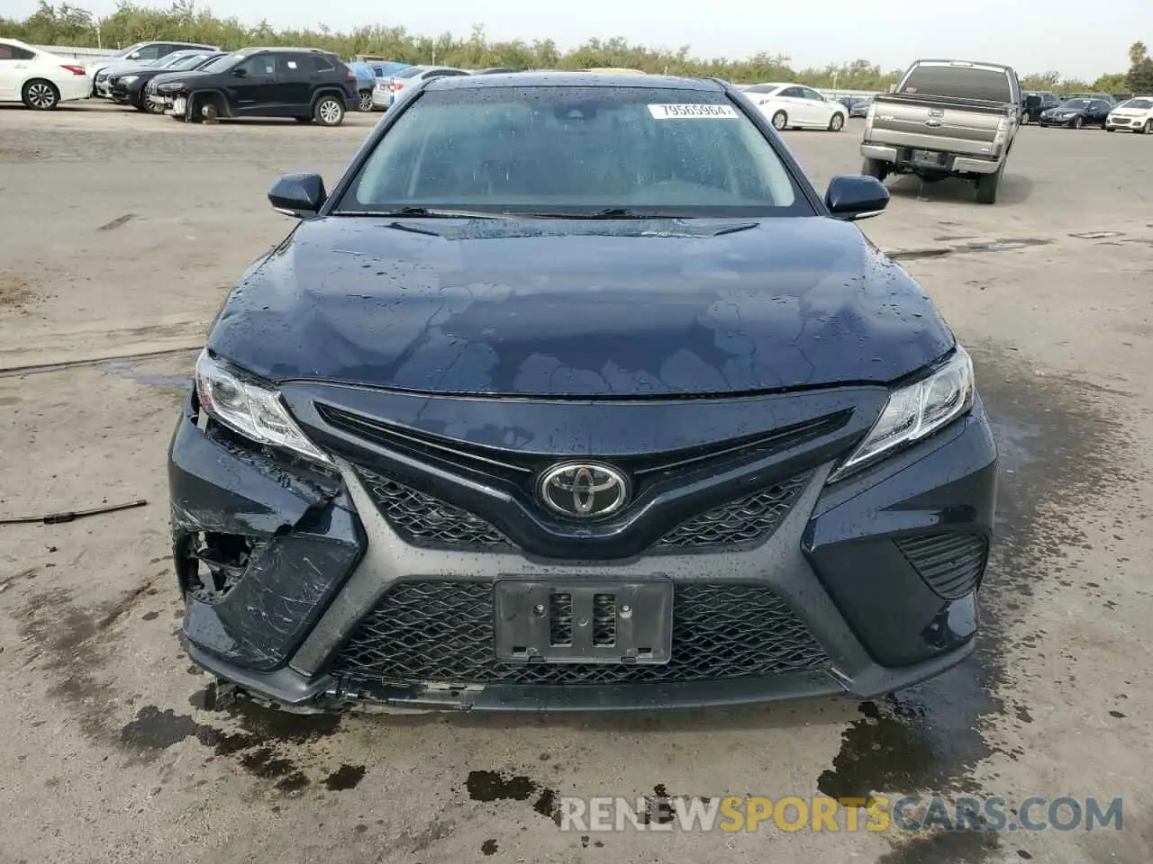 5 fotografías del automóvil dañado 4T1B11HK9KU795347 TOYOTA CAMRY 2019
