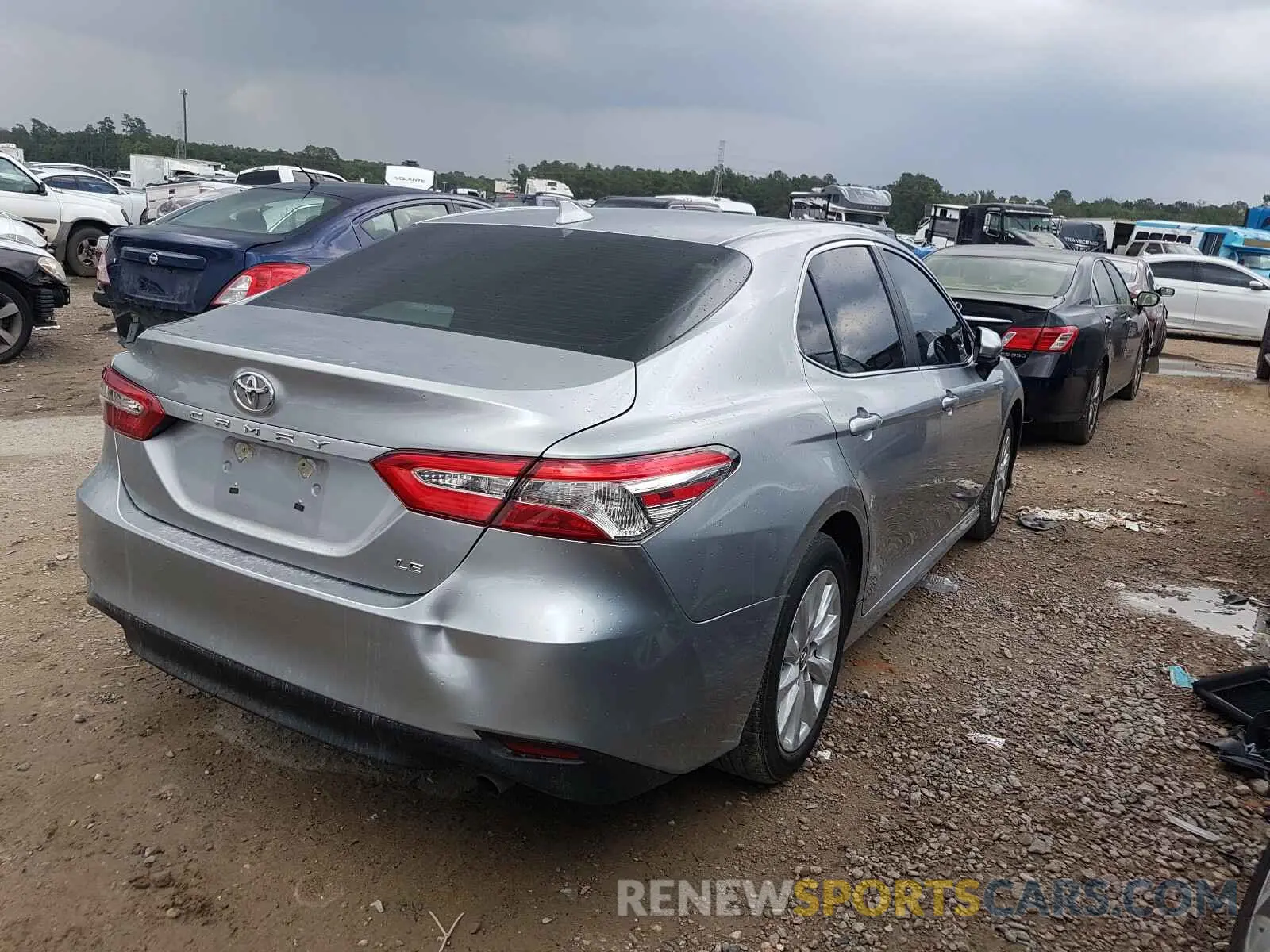 4 fotografías del automóvil dañado 4T1B11HK9KU796160 TOYOTA CAMRY 2019
