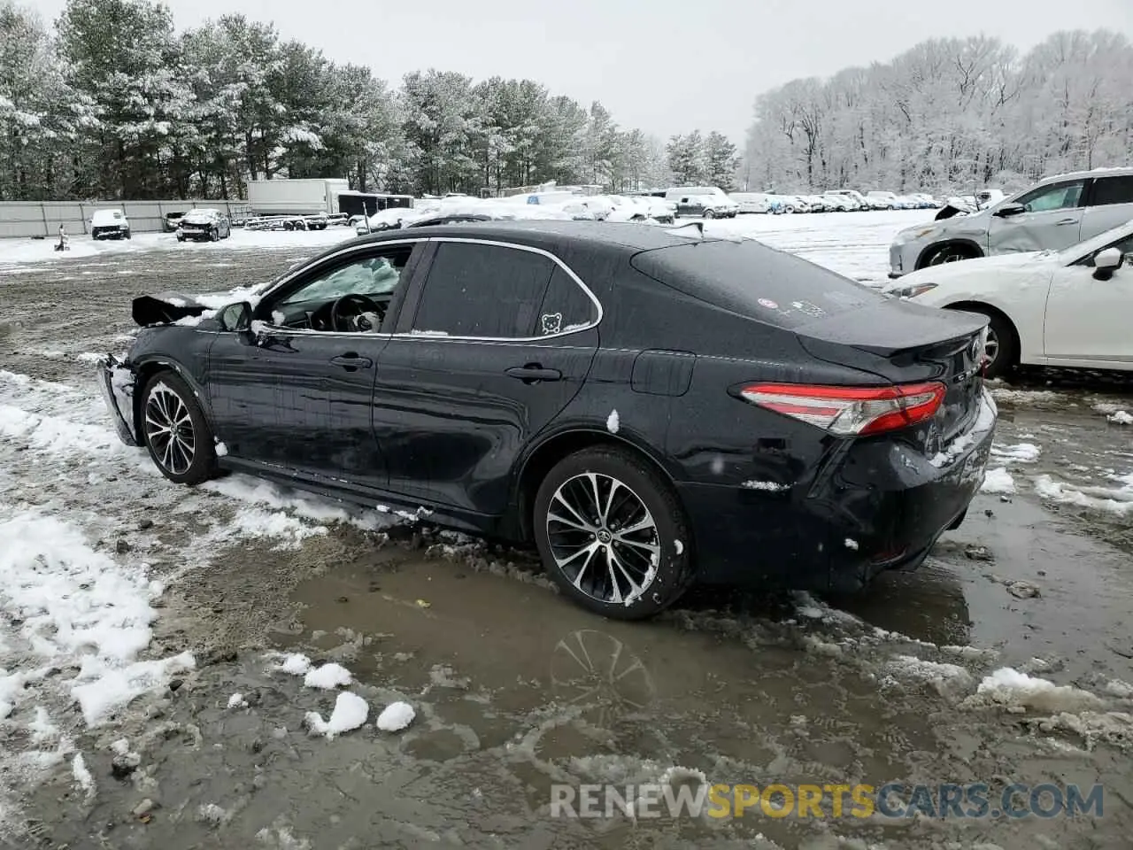 2 fotografías del automóvil dañado 4T1B11HK9KU796451 TOYOTA CAMRY 2019