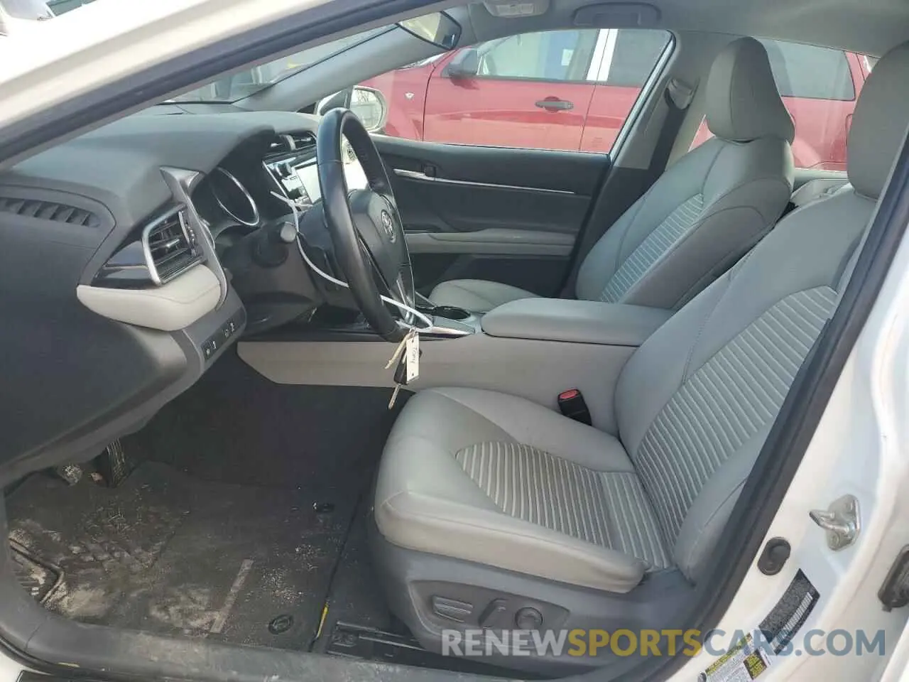 7 fotografías del automóvil dañado 4T1B11HK9KU804144 TOYOTA CAMRY 2019