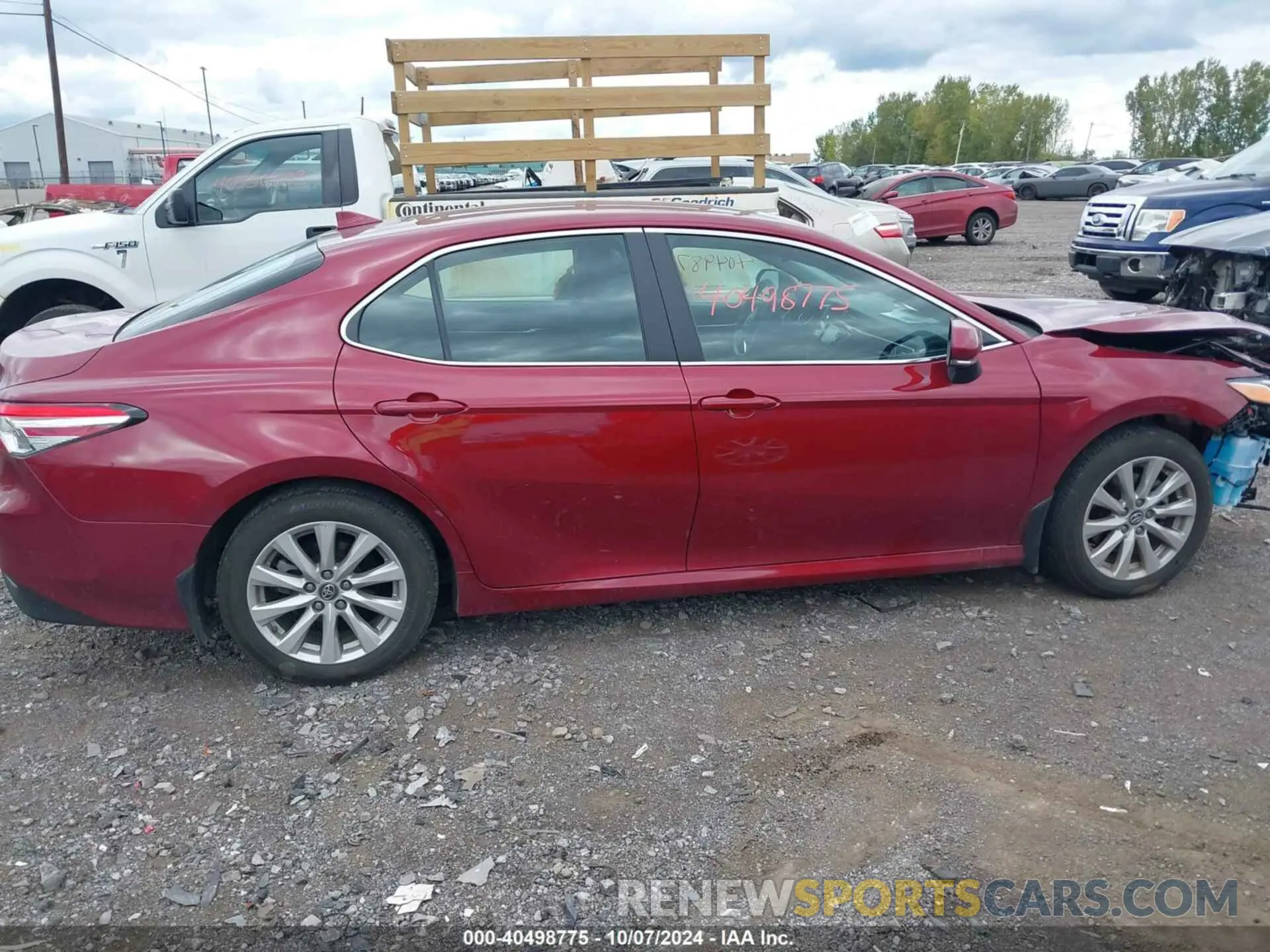 13 fotografías del automóvil dañado 4T1B11HK9KU808646 TOYOTA CAMRY 2019