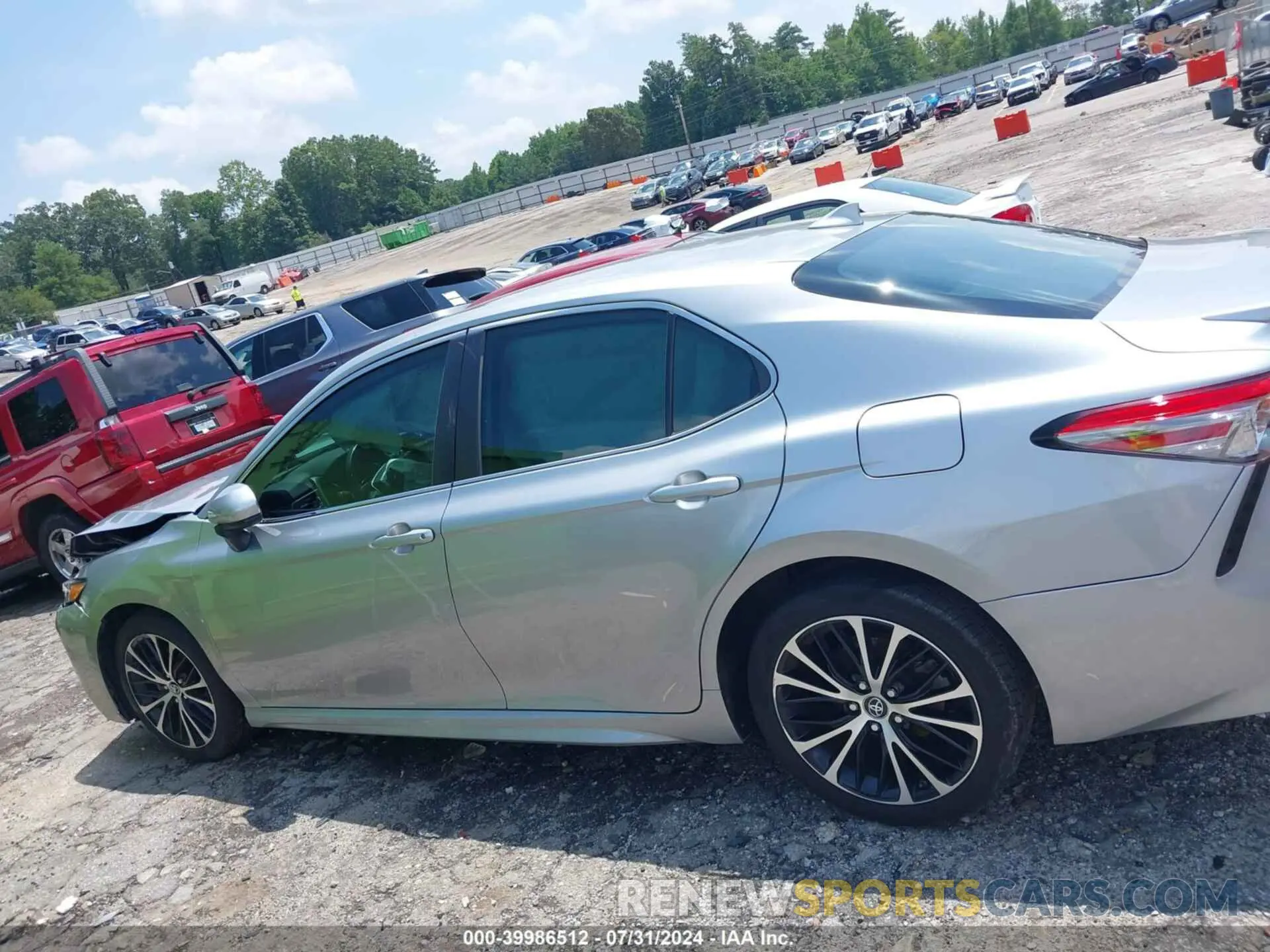 14 fotografías del automóvil dañado 4T1B11HK9KU812728 TOYOTA CAMRY 2019