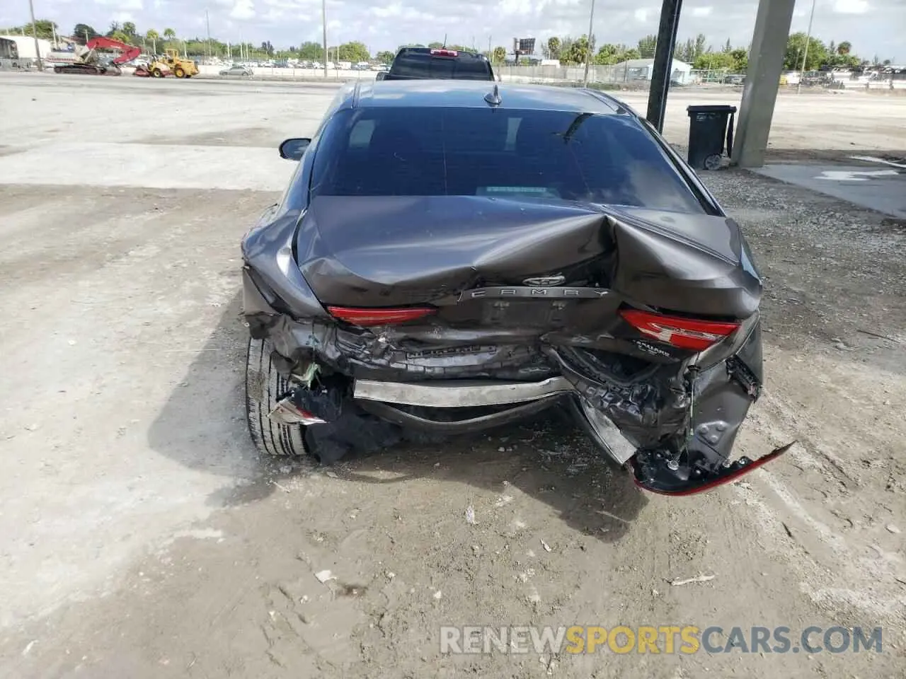 9 fotografías del automóvil dañado 4T1B11HK9KU812986 TOYOTA CAMRY 2019