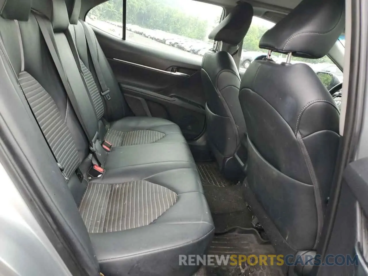 10 fotografías del automóvil dañado 4T1B11HK9KU822840 TOYOTA CAMRY 2019