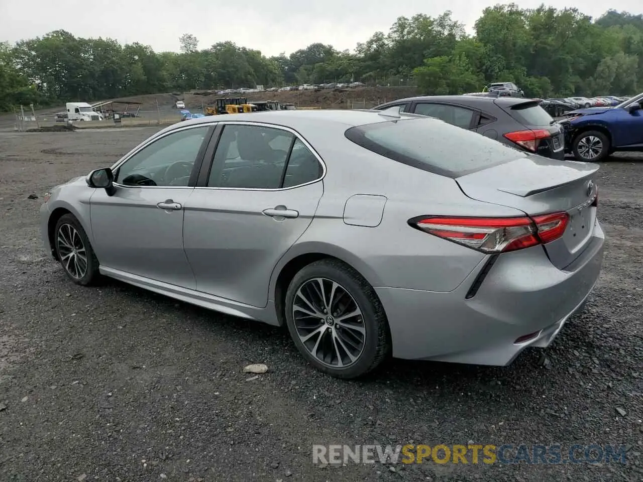 2 fotografías del automóvil dañado 4T1B11HK9KU822840 TOYOTA CAMRY 2019
