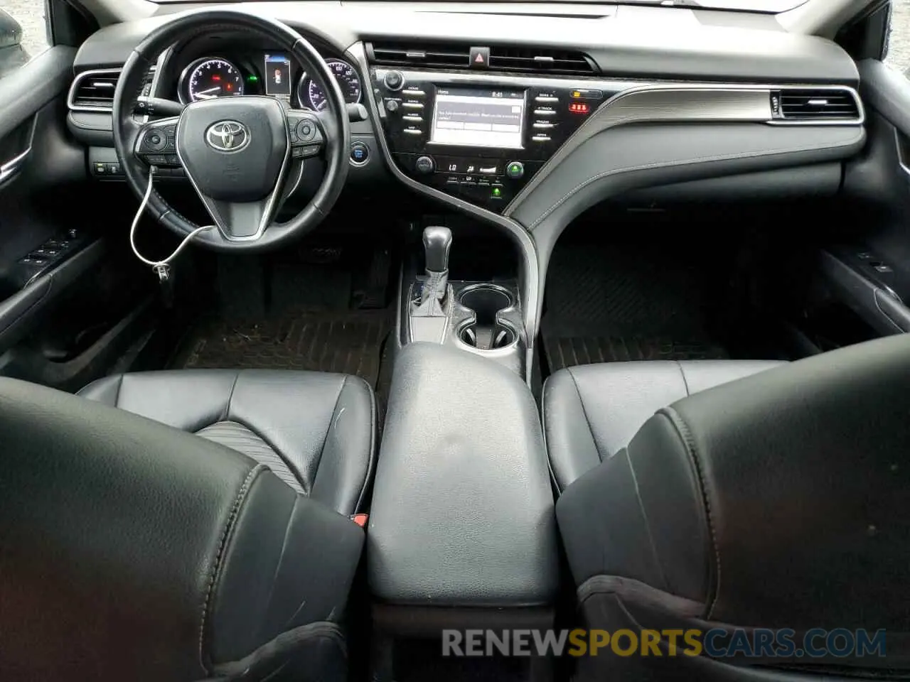 8 fotografías del automóvil dañado 4T1B11HK9KU822840 TOYOTA CAMRY 2019