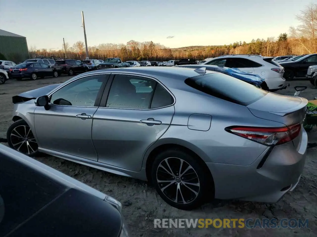 2 fotografías del automóvil dañado 4T1B11HK9KU829691 TOYOTA CAMRY 2019
