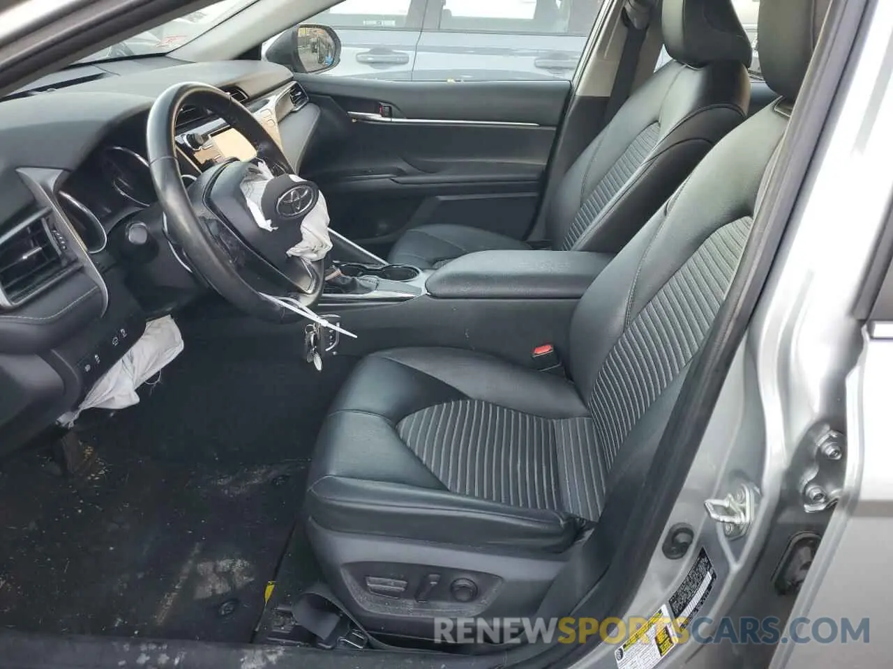 7 fotografías del automóvil dañado 4T1B11HK9KU829691 TOYOTA CAMRY 2019