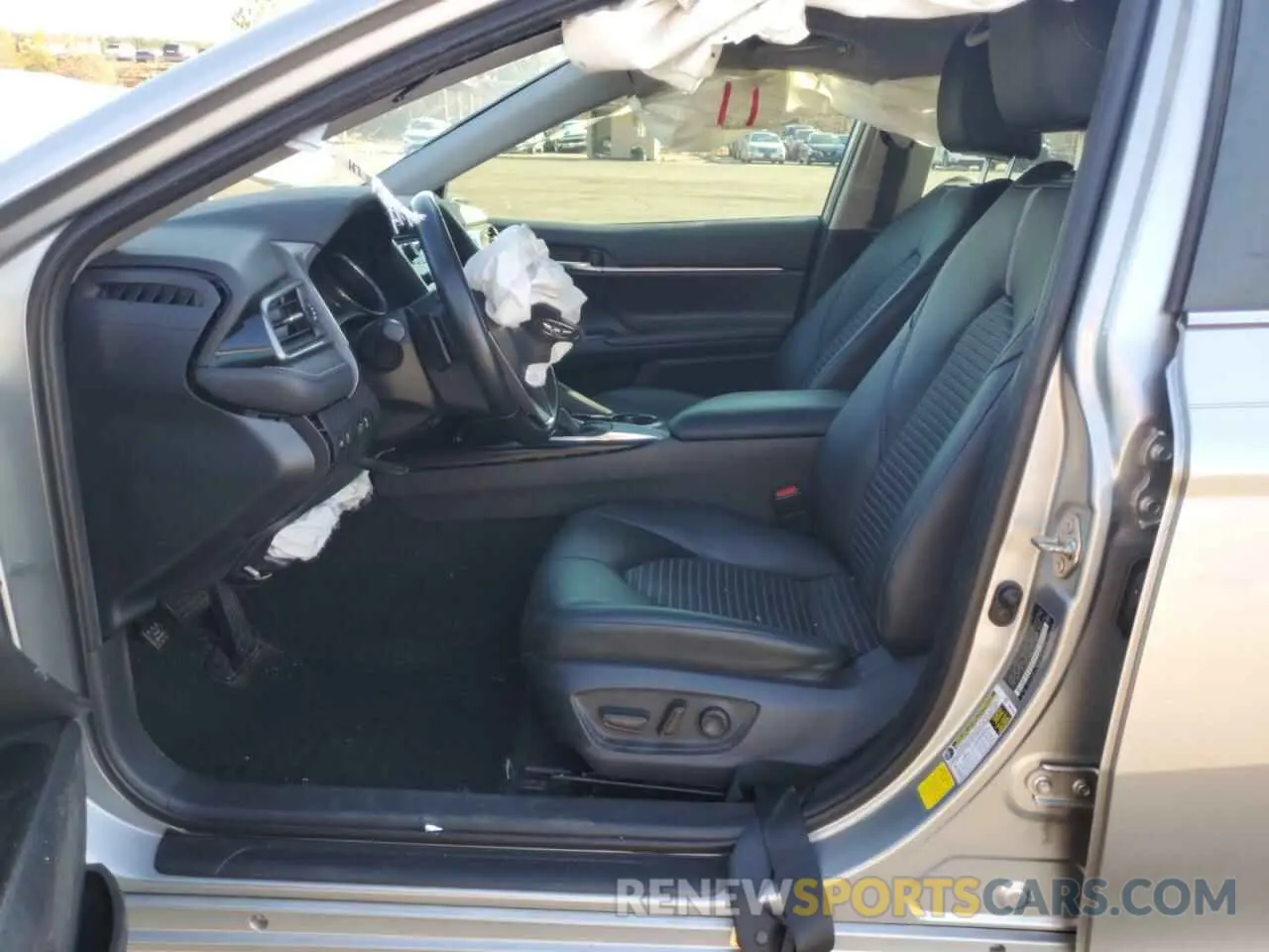 7 fotografías del automóvil dañado 4T1B11HK9KU848564 TOYOTA CAMRY 2019