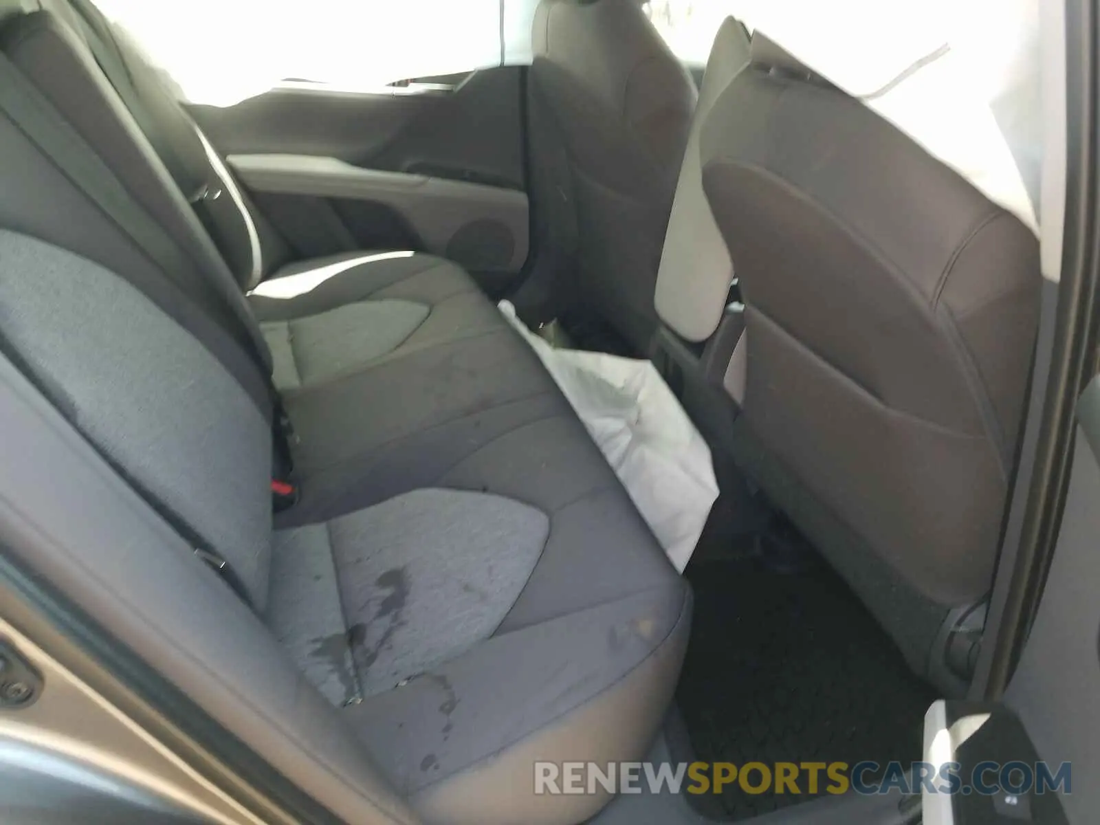 6 fotografías del automóvil dañado 4T1B11HK9KU850377 TOYOTA CAMRY 2019