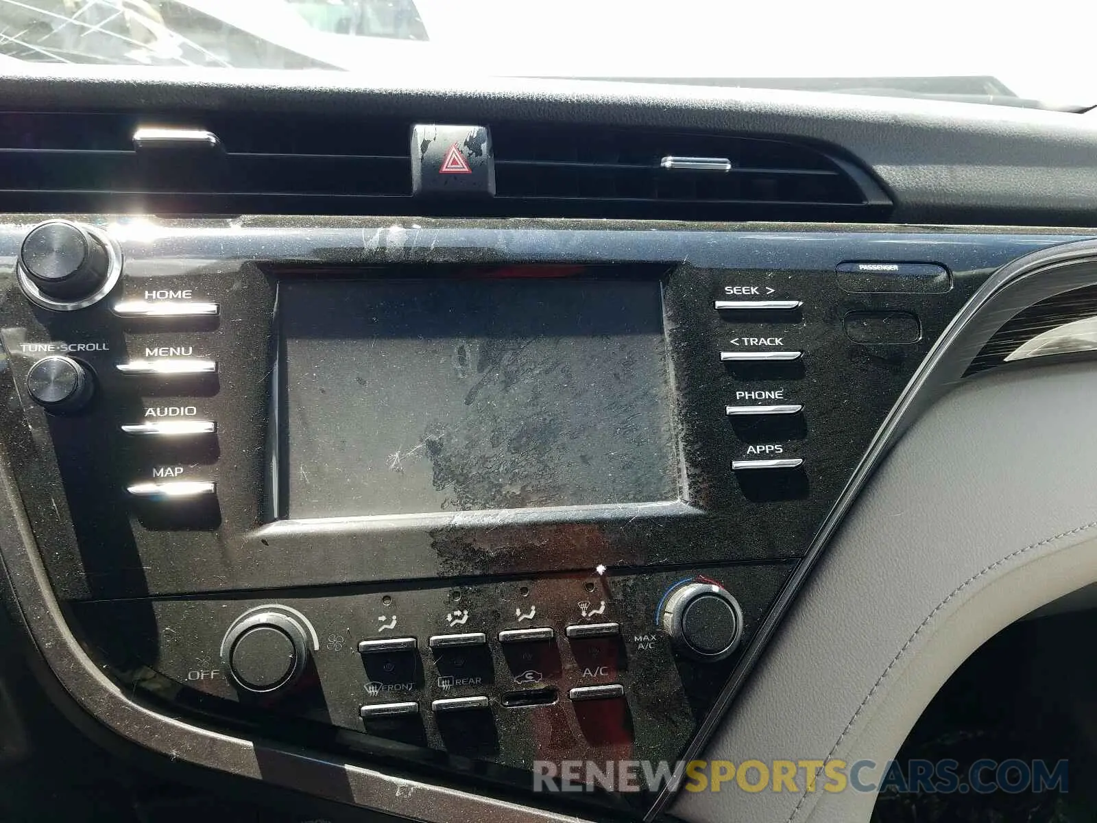9 fotografías del automóvil dañado 4T1B11HK9KU850377 TOYOTA CAMRY 2019