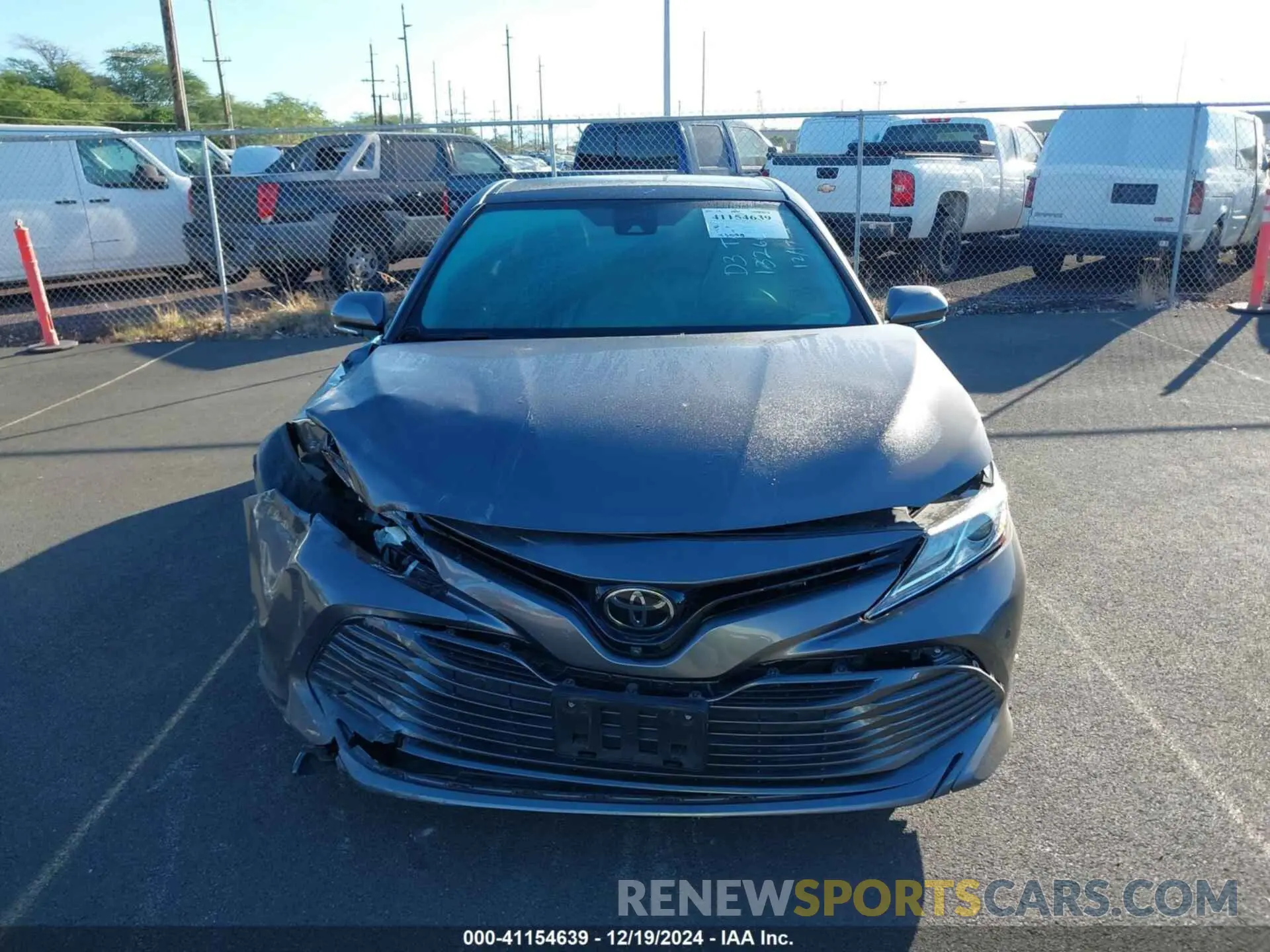 12 fotografías del automóvil dañado 4T1B11HKXKU161416 TOYOTA CAMRY 2019