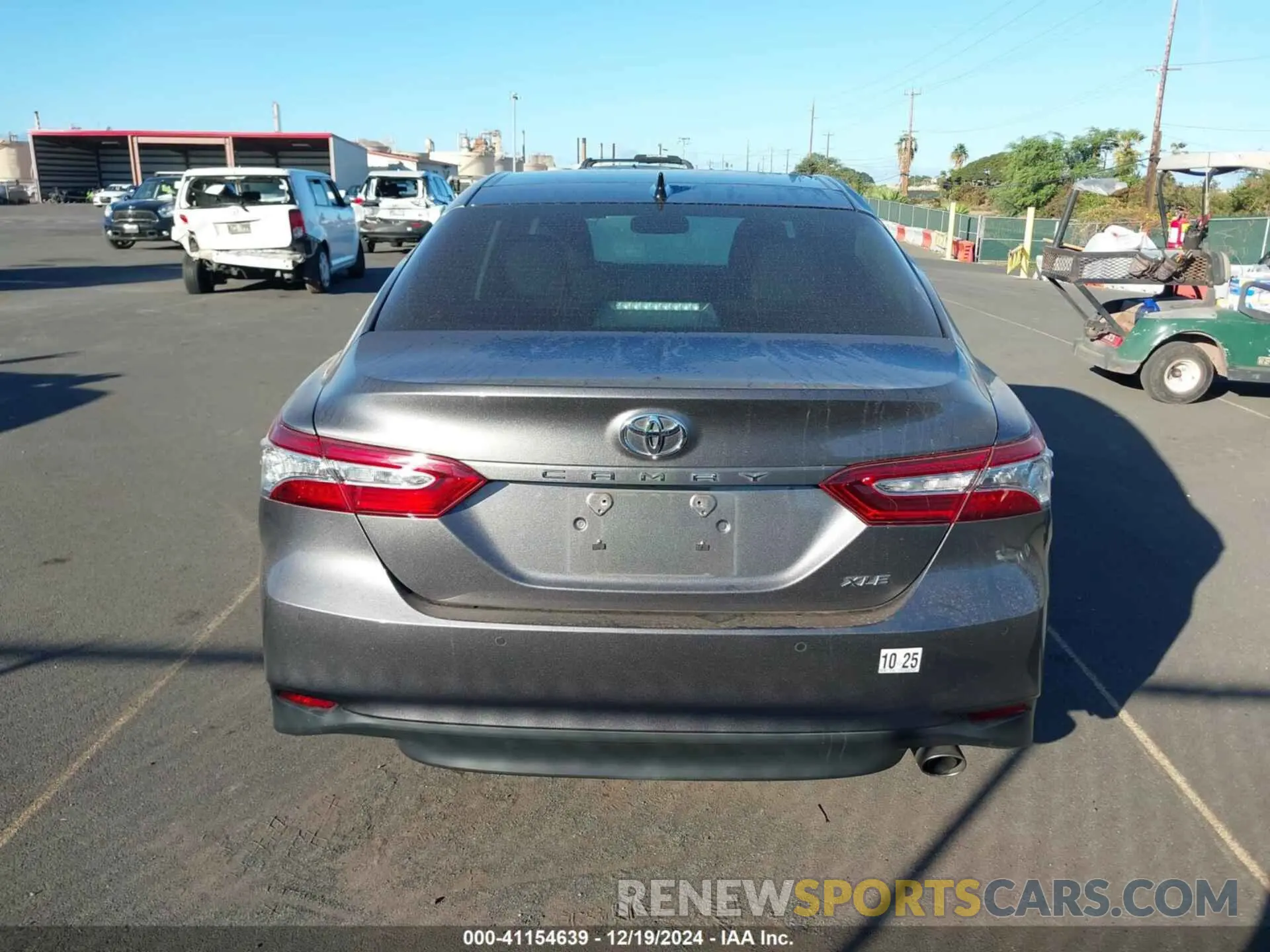 16 fotografías del automóvil dañado 4T1B11HKXKU161416 TOYOTA CAMRY 2019