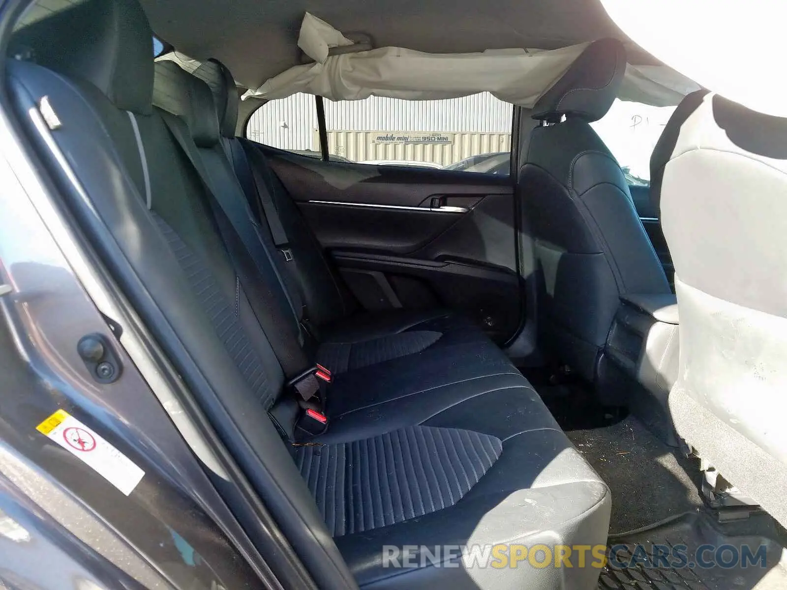 6 fotografías del automóvil dañado 4T1B11HKXKU164641 TOYOTA CAMRY 2019