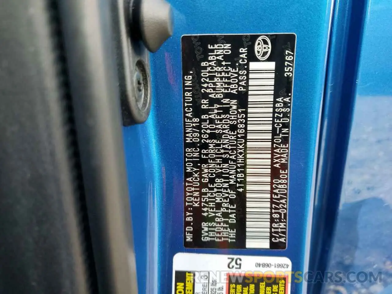 12 fotografías del automóvil dañado 4T1B11HKXKU168351 TOYOTA CAMRY 2019