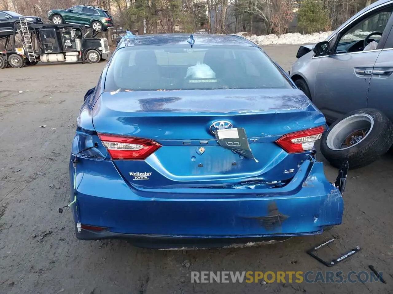 6 fotografías del automóvil dañado 4T1B11HKXKU174392 TOYOTA CAMRY 2019