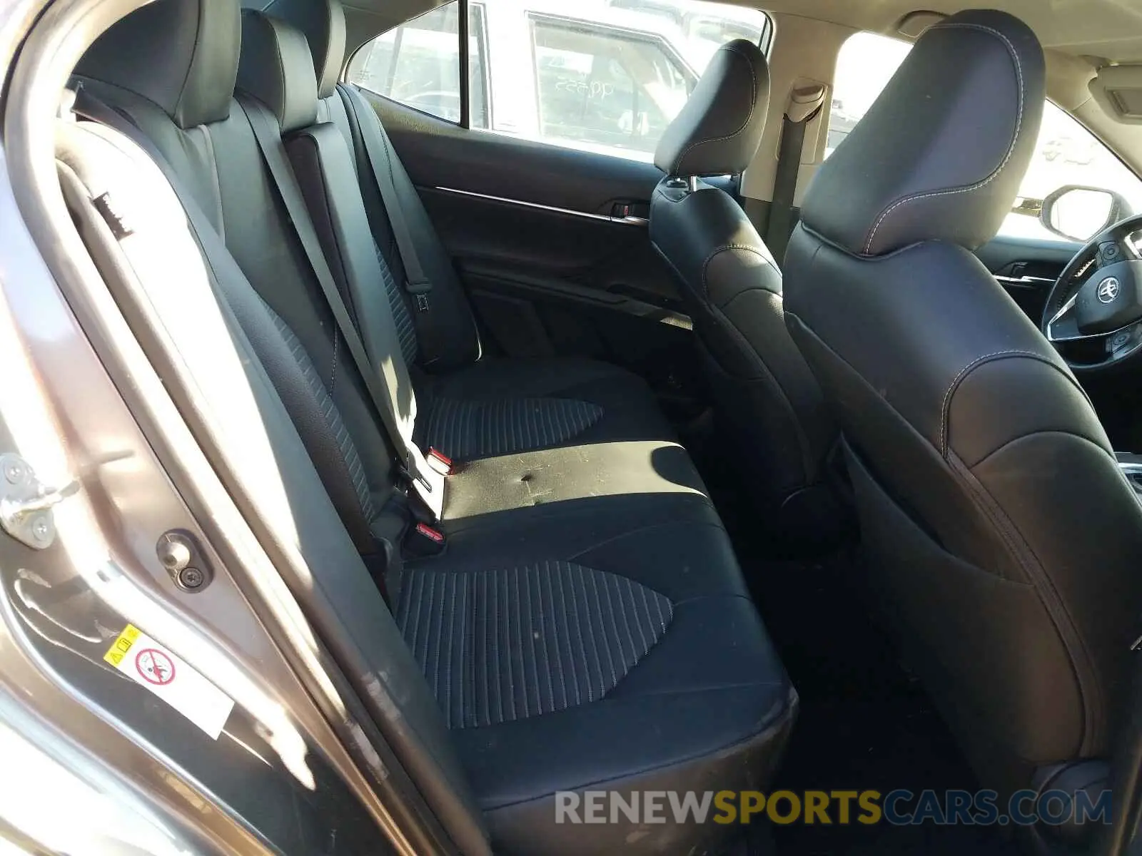 6 fotografías del automóvil dañado 4T1B11HKXKU175929 TOYOTA CAMRY 2019