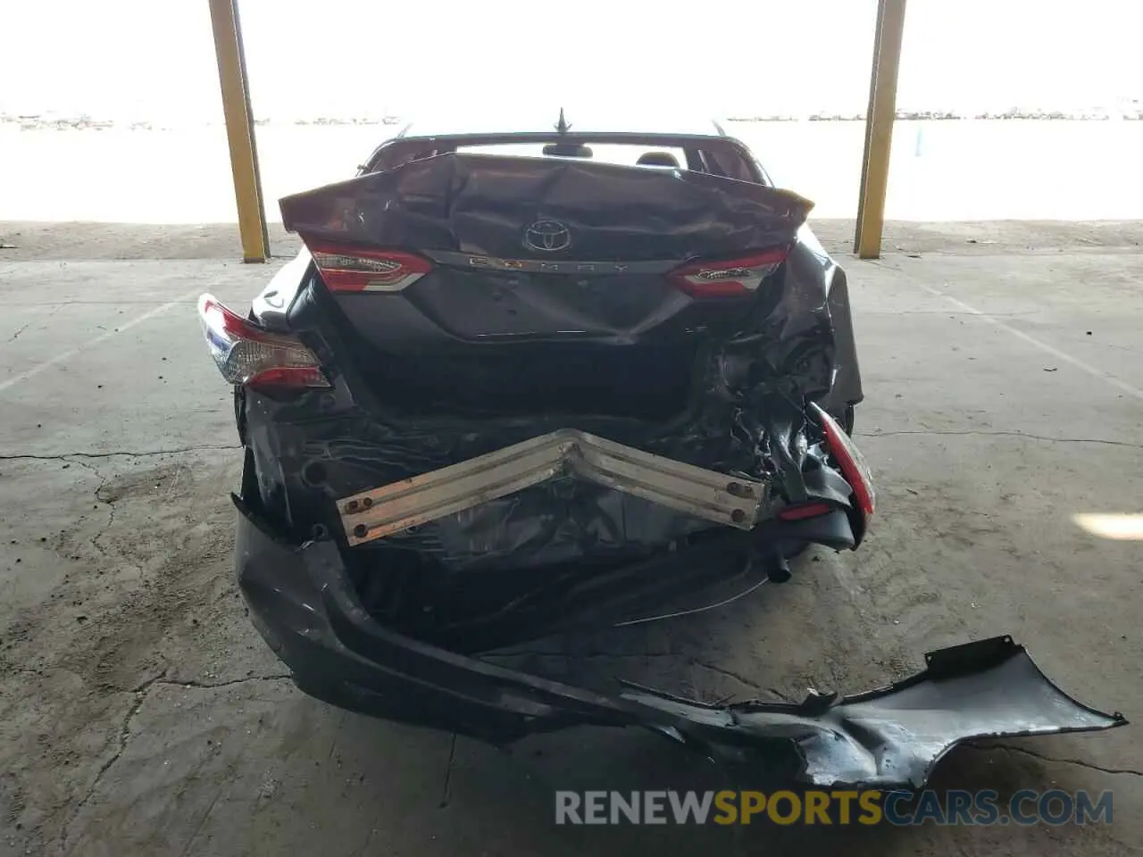 6 fotografías del automóvil dañado 4T1B11HKXKU190589 TOYOTA CAMRY 2019