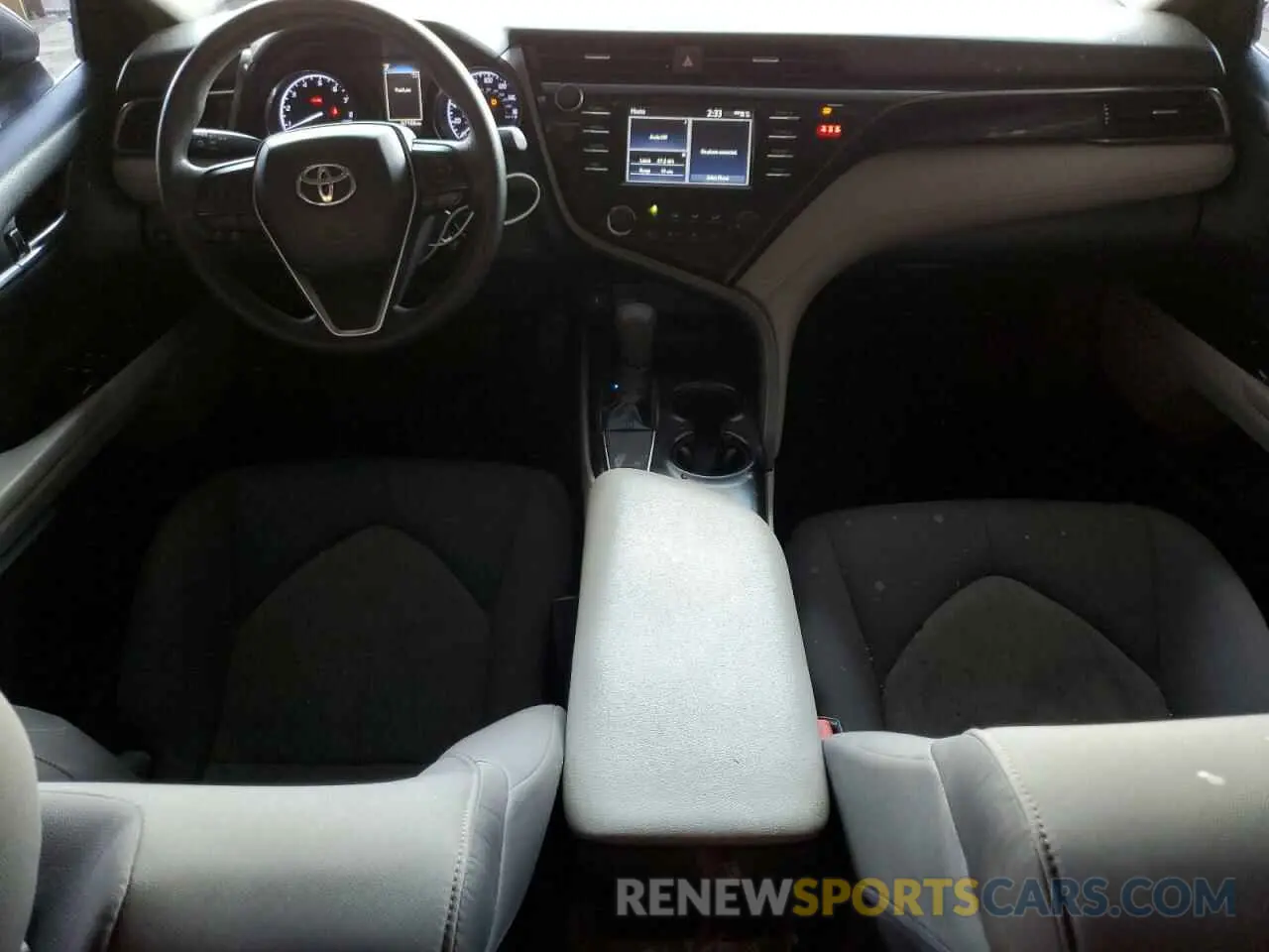 8 fotografías del automóvil dañado 4T1B11HKXKU190589 TOYOTA CAMRY 2019