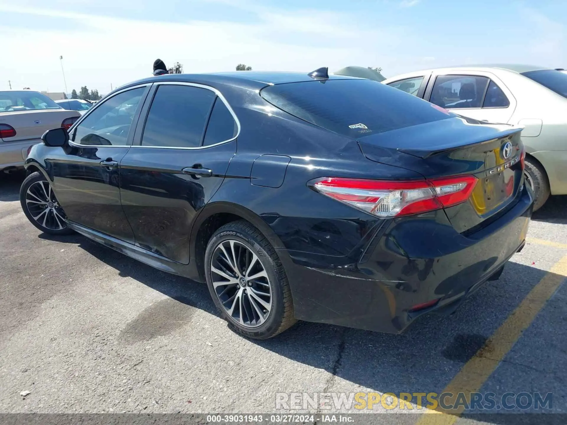 3 fotografías del automóvil dañado 4T1B11HKXKU190897 TOYOTA CAMRY 2019