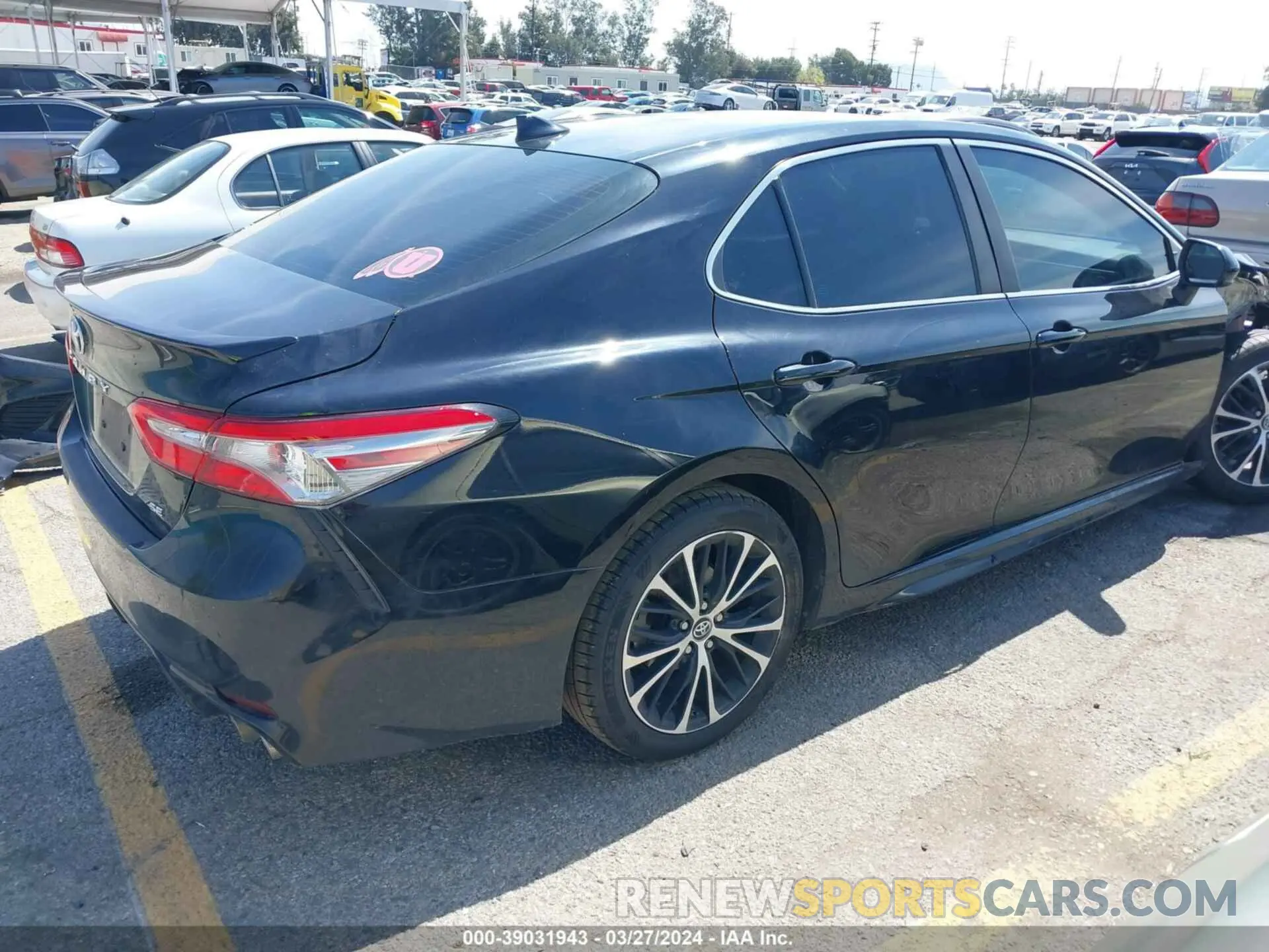 4 fotografías del automóvil dañado 4T1B11HKXKU190897 TOYOTA CAMRY 2019