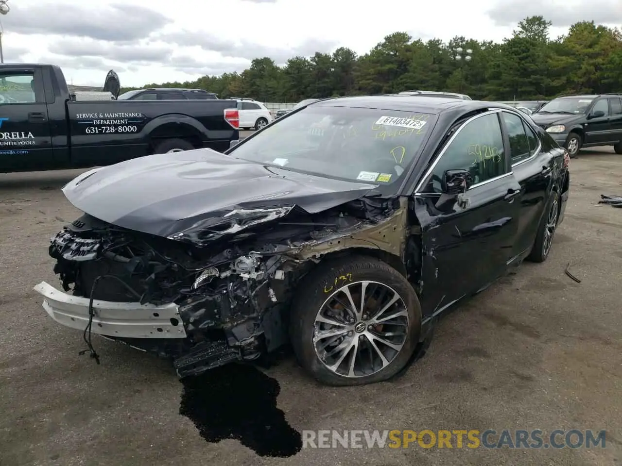 2 fotografías del automóvil dañado 4T1B11HKXKU194092 TOYOTA CAMRY 2019