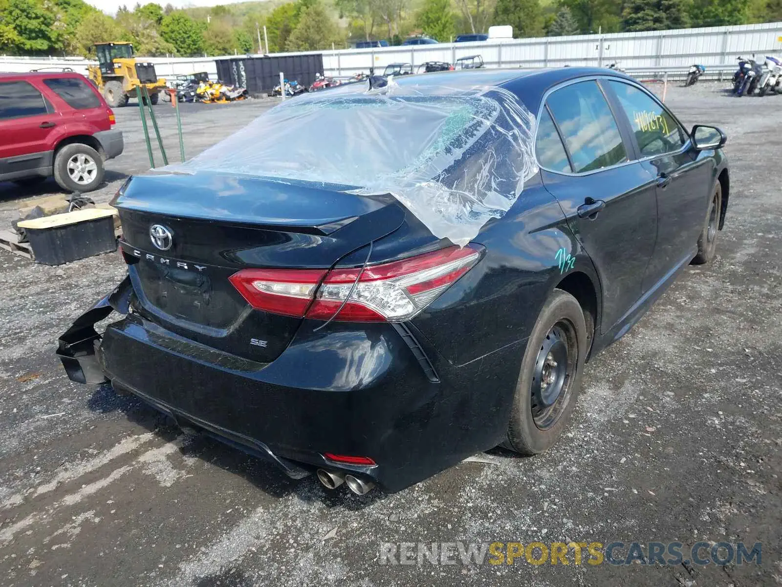 4 fotografías del automóvil dañado 4T1B11HKXKU198255 TOYOTA CAMRY 2019