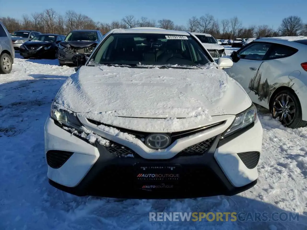 5 fotografías del automóvil dañado 4T1B11HKXKU212042 TOYOTA CAMRY 2019