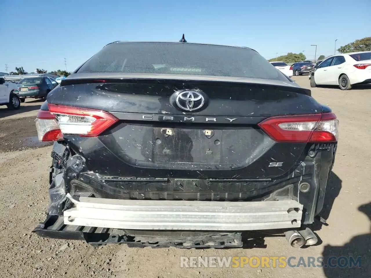 6 fotografías del automóvil dañado 4T1B11HKXKU226846 TOYOTA CAMRY 2019