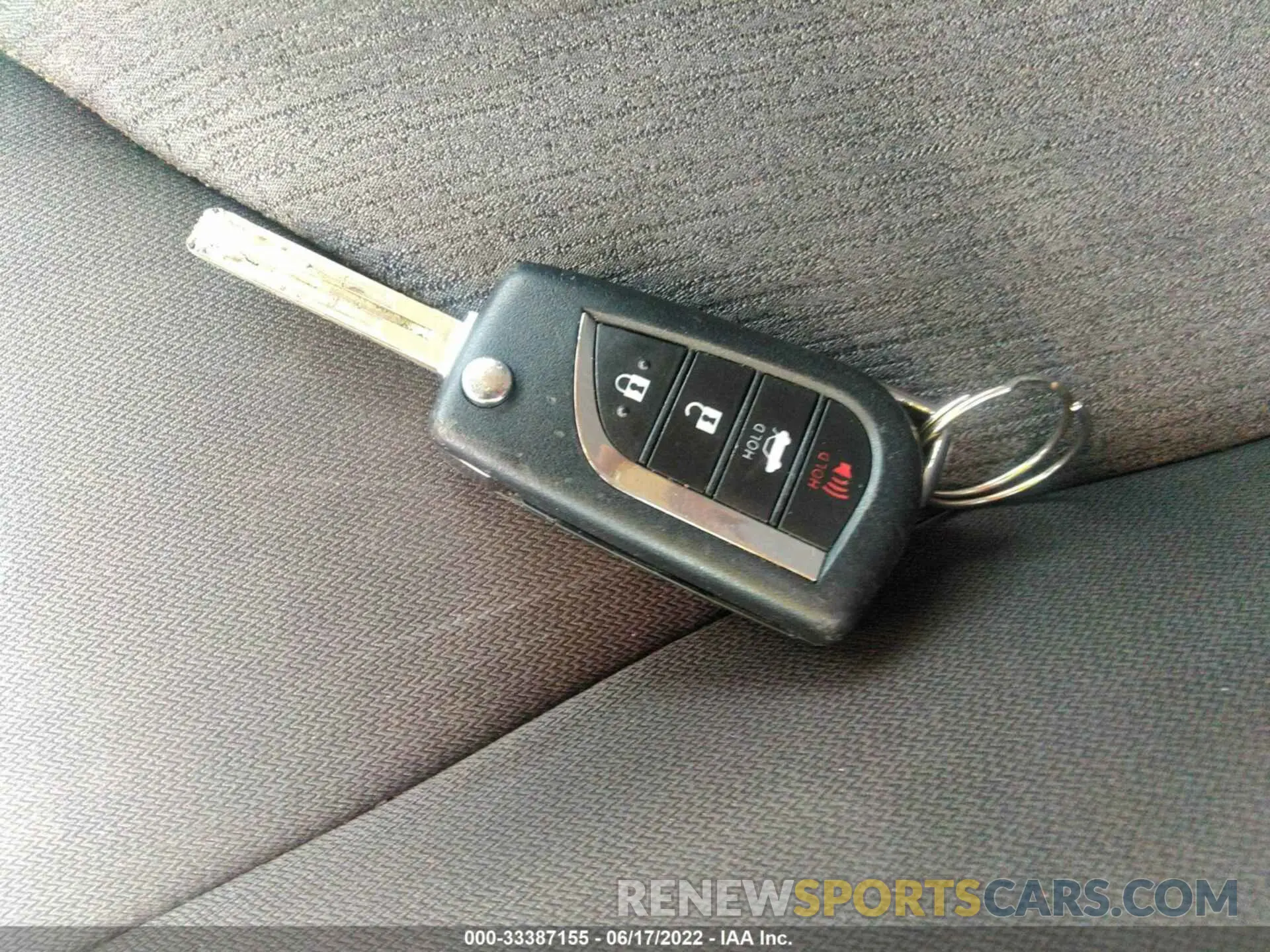 11 fotografías del automóvil dañado 4T1B11HKXKU229102 TOYOTA CAMRY 2019