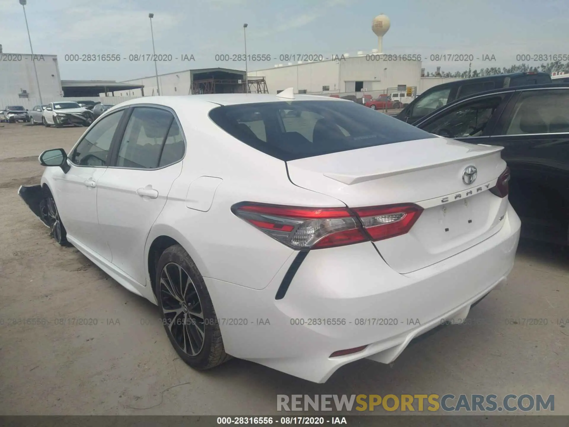 3 fotografías del automóvil dañado 4T1B11HKXKU229231 TOYOTA CAMRY 2019