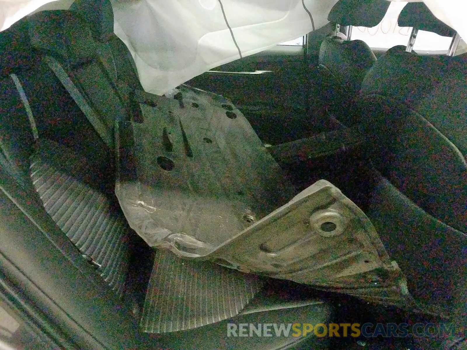 6 fotografías del automóvil dañado 4T1B11HKXKU231979 TOYOTA CAMRY 2019