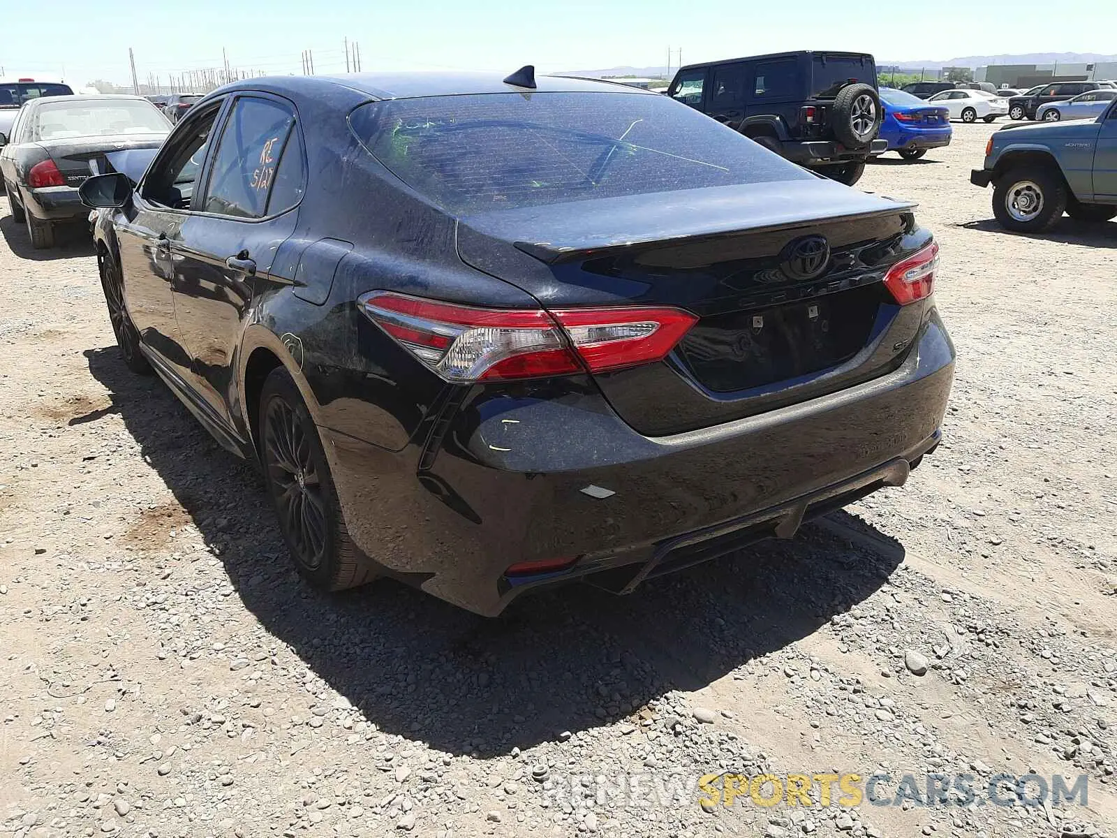 3 fotografías del automóvil dañado 4T1B11HKXKU239208 TOYOTA CAMRY 2019
