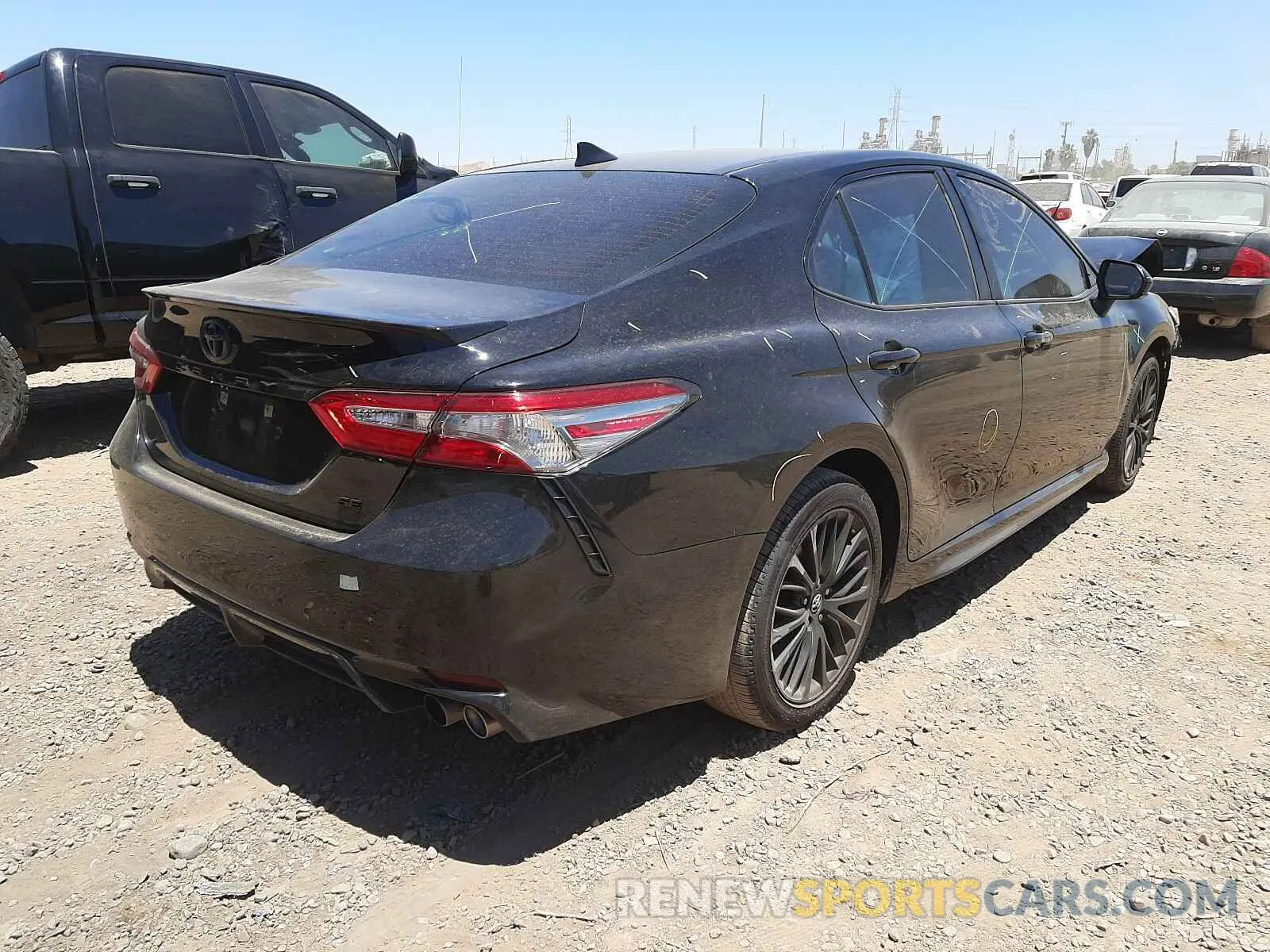 4 fotografías del automóvil dañado 4T1B11HKXKU239208 TOYOTA CAMRY 2019