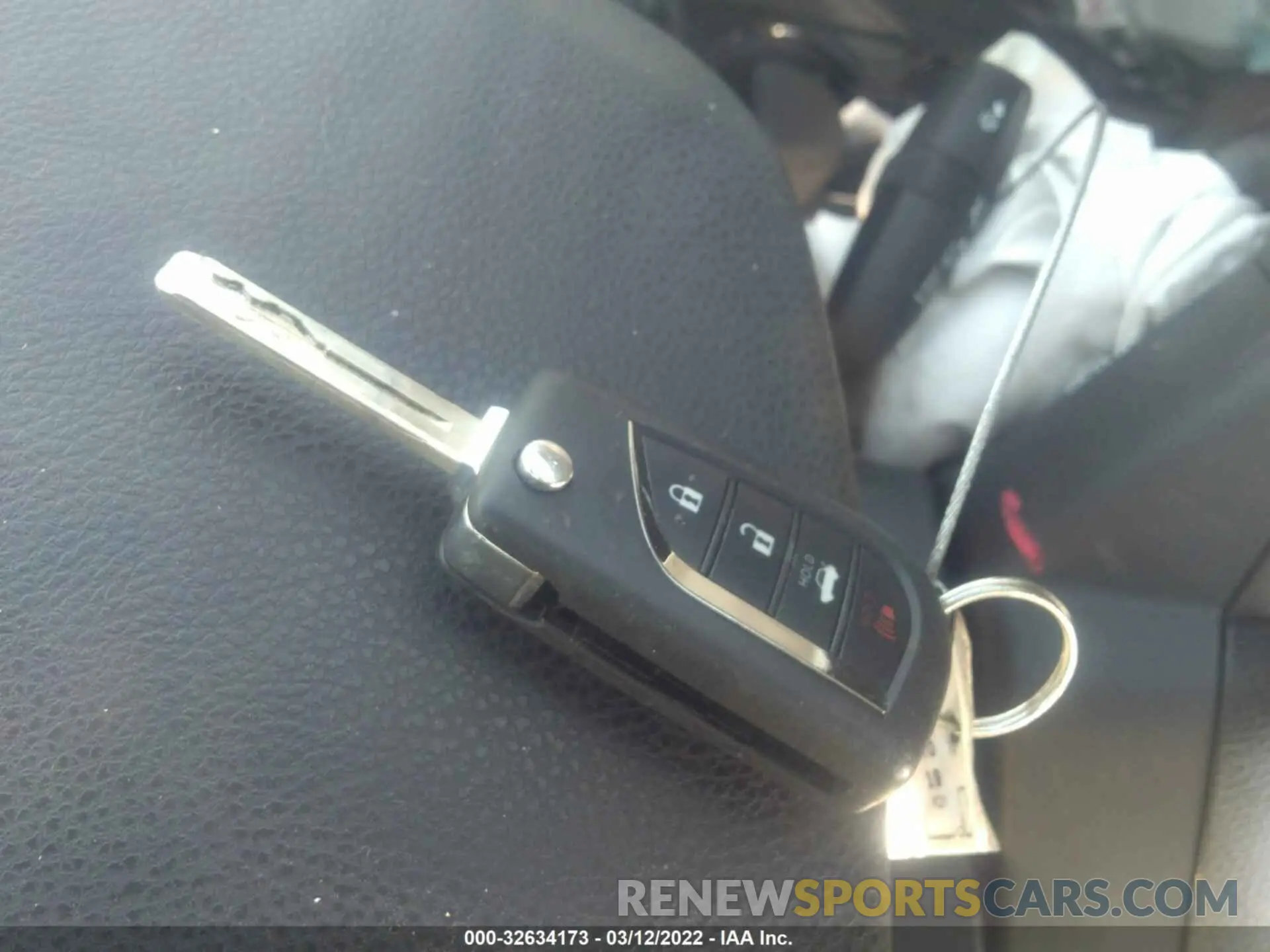 11 fotografías del automóvil dañado 4T1B11HKXKU239788 TOYOTA CAMRY 2019
