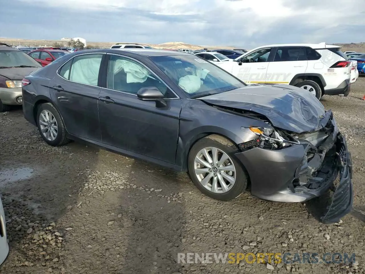 4 fotografías del automóvil dañado 4T1B11HKXKU239841 TOYOTA CAMRY 2019