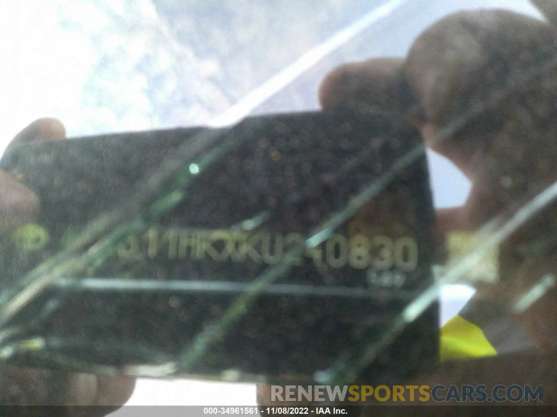 9 fotografías del automóvil dañado 4T1B11HKXKU240830 TOYOTA CAMRY 2019