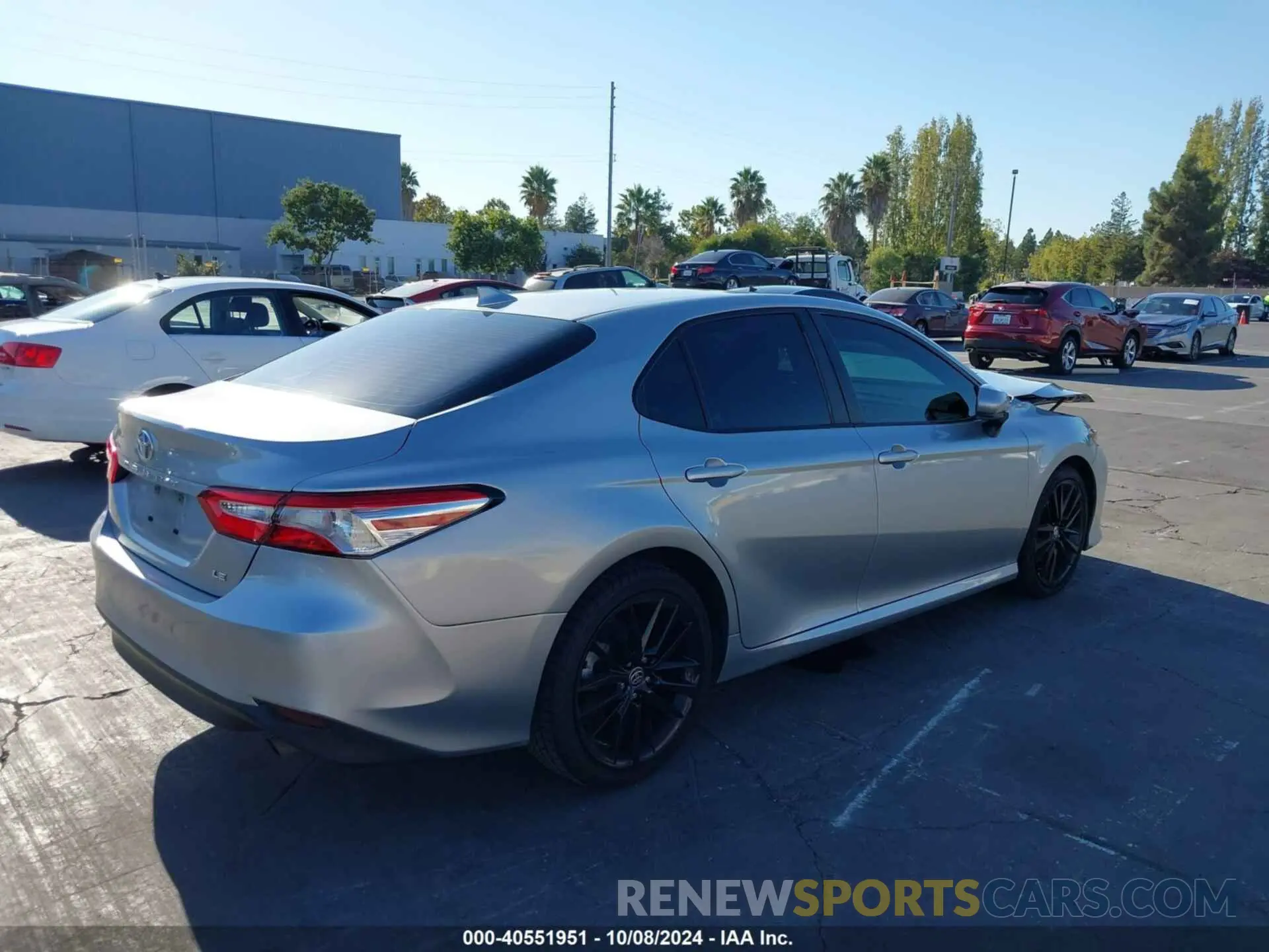 4 fotografías del automóvil dañado 4T1B11HKXKU248488 TOYOTA CAMRY 2019