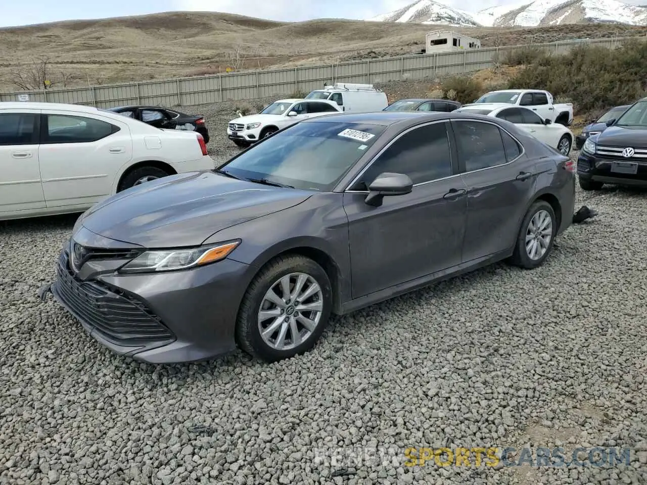 1 fotografías del automóvil dañado 4T1B11HKXKU249995 TOYOTA CAMRY 2019