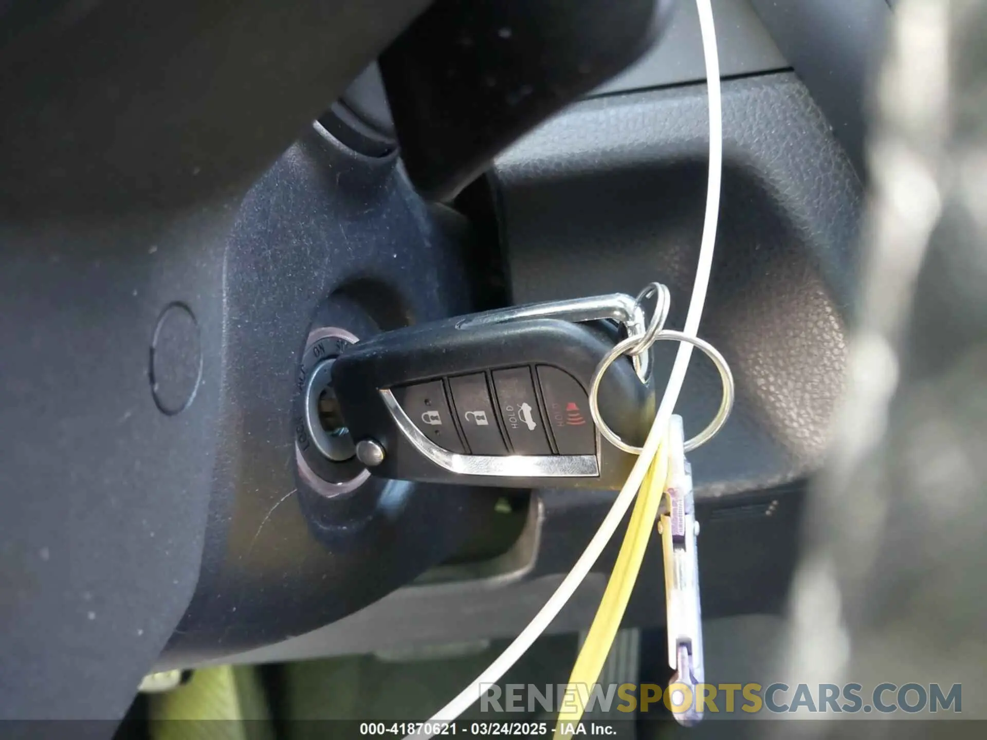 11 fotografías del automóvil dañado 4T1B11HKXKU259233 TOYOTA CAMRY 2019