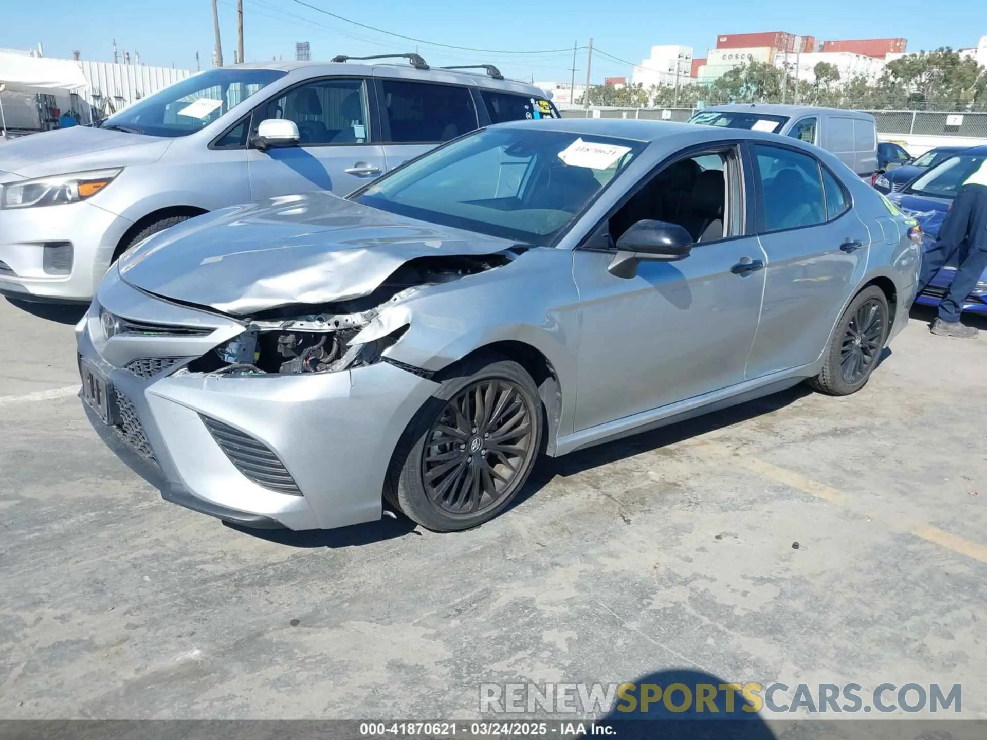 2 fotografías del automóvil dañado 4T1B11HKXKU259233 TOYOTA CAMRY 2019