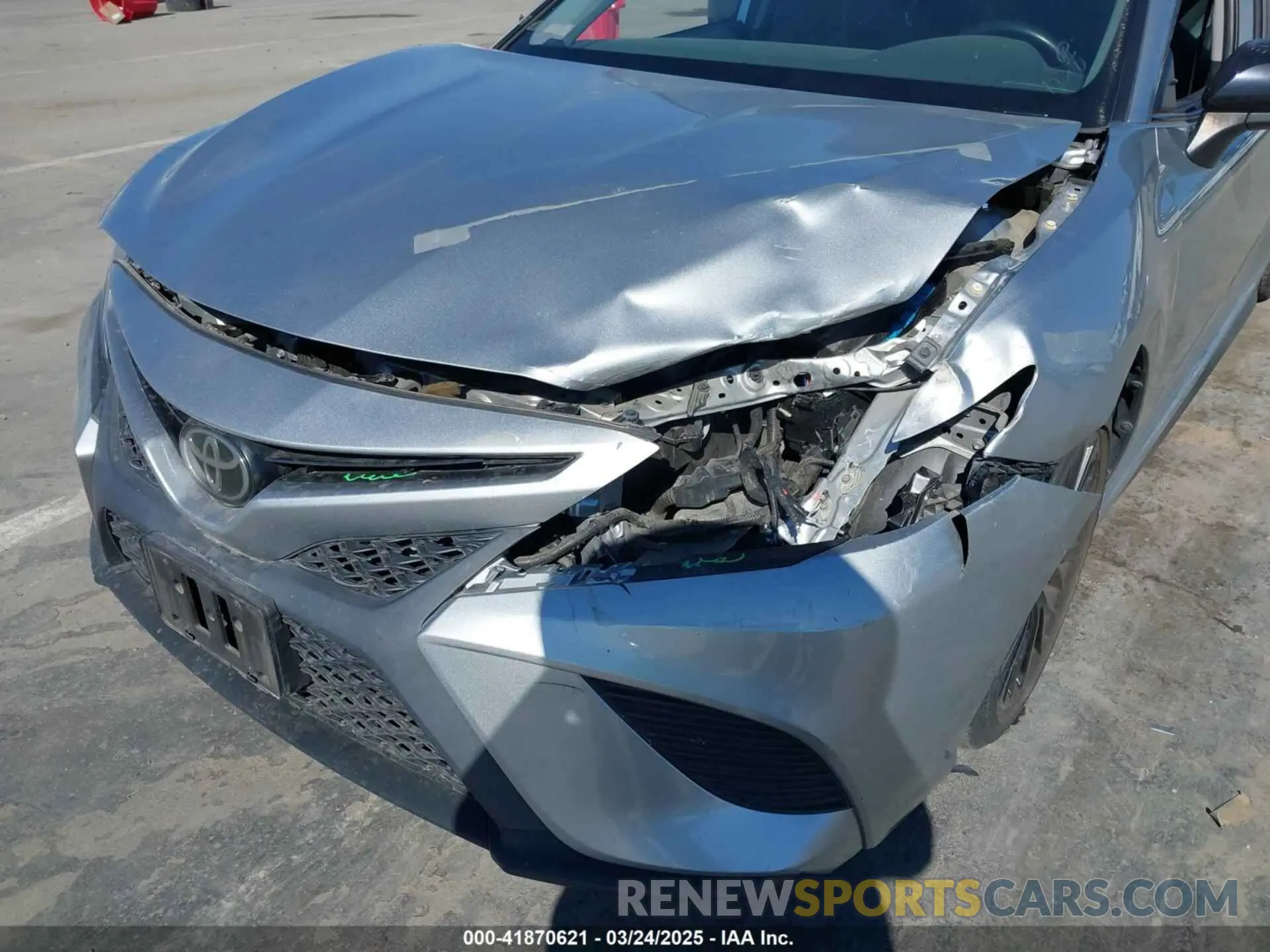 6 fotografías del automóvil dañado 4T1B11HKXKU259233 TOYOTA CAMRY 2019