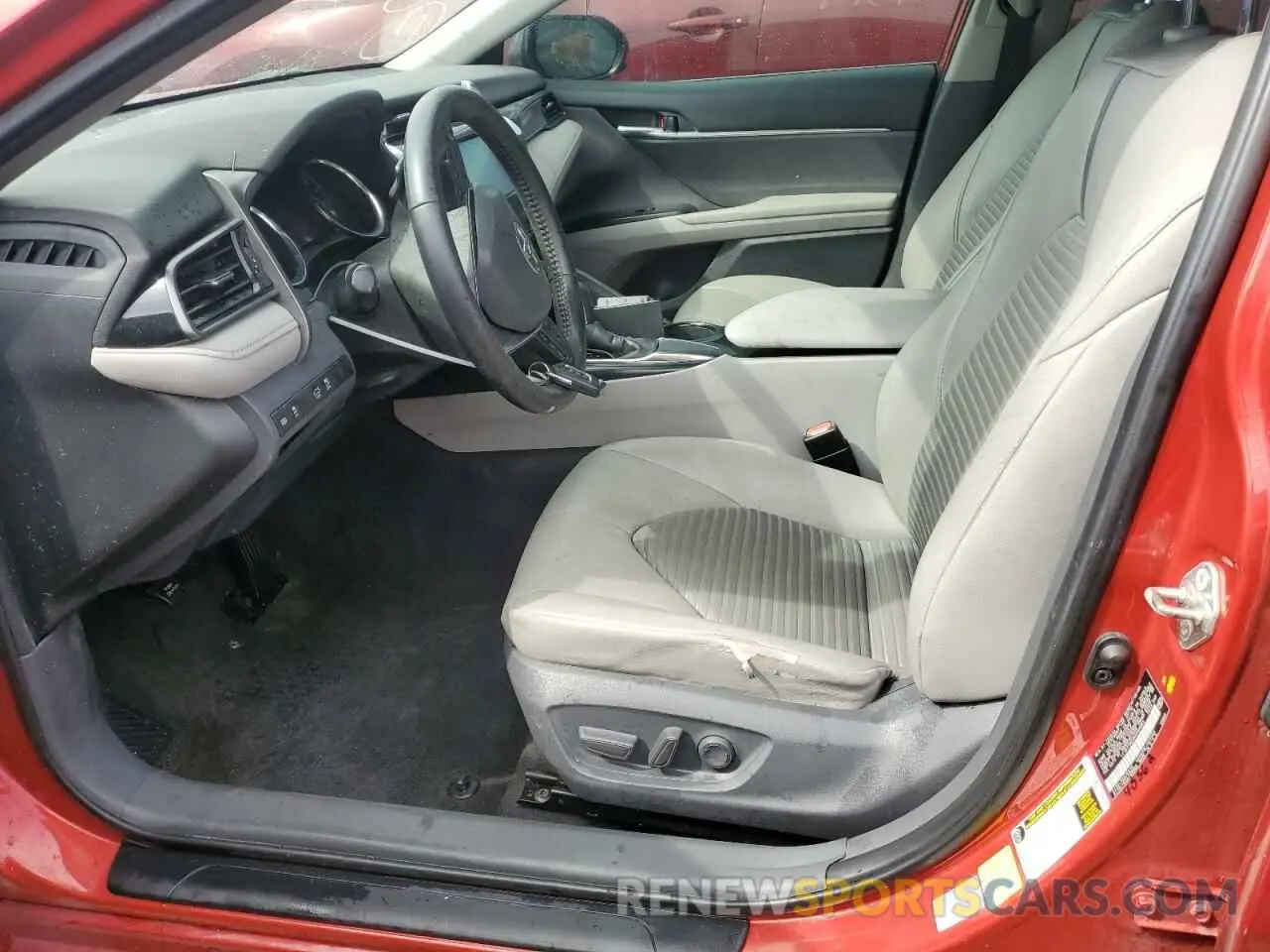 7 fotografías del automóvil dañado 4T1B11HKXKU265663 TOYOTA CAMRY 2019