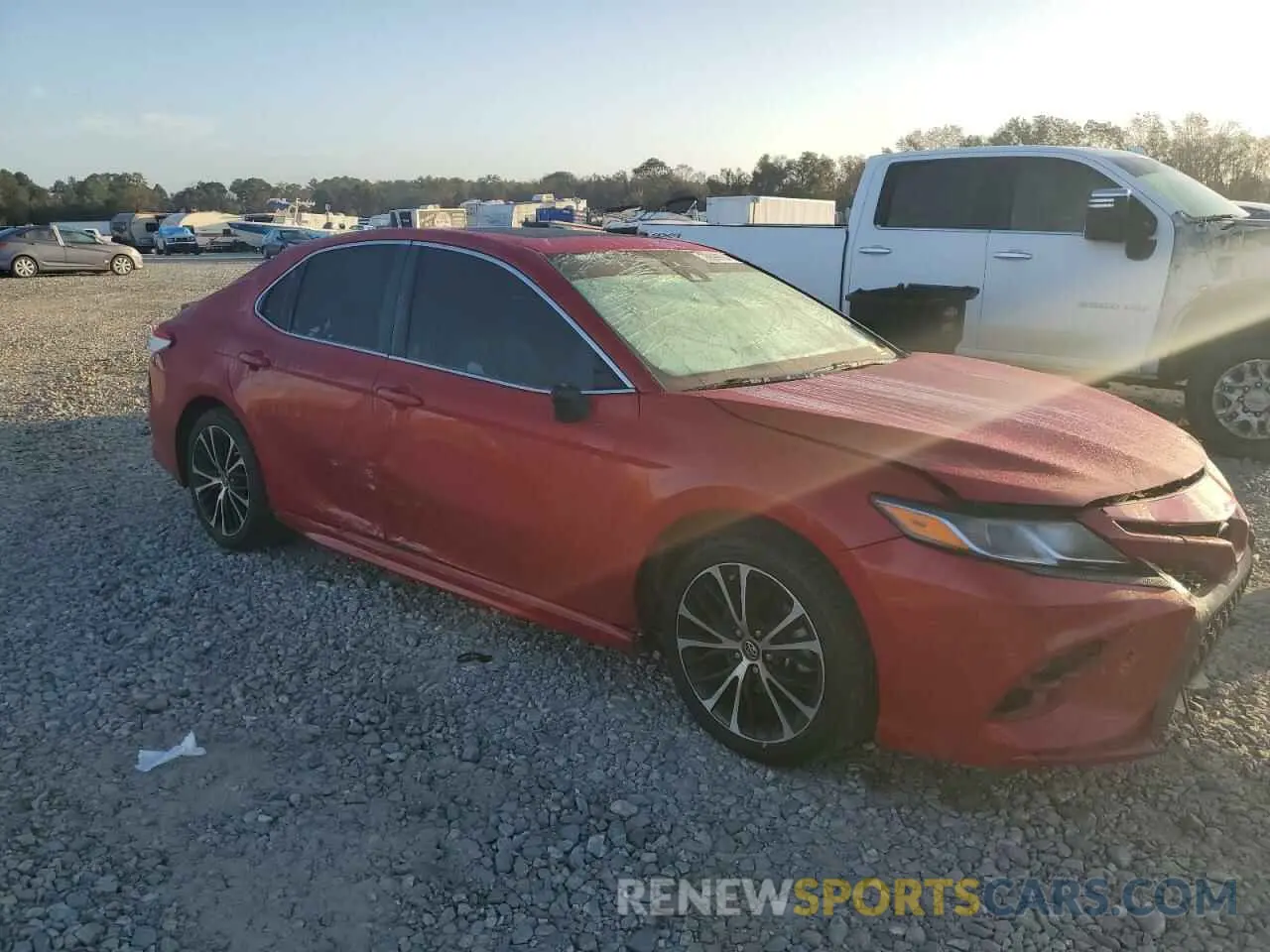 4 fotografías del automóvil dañado 4T1B11HKXKU270815 TOYOTA CAMRY 2019