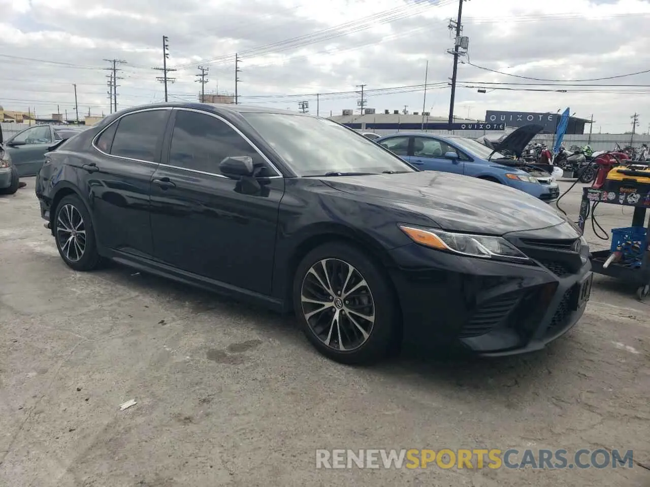 4 fotografías del automóvil dañado 4T1B11HKXKU274976 TOYOTA CAMRY 2019