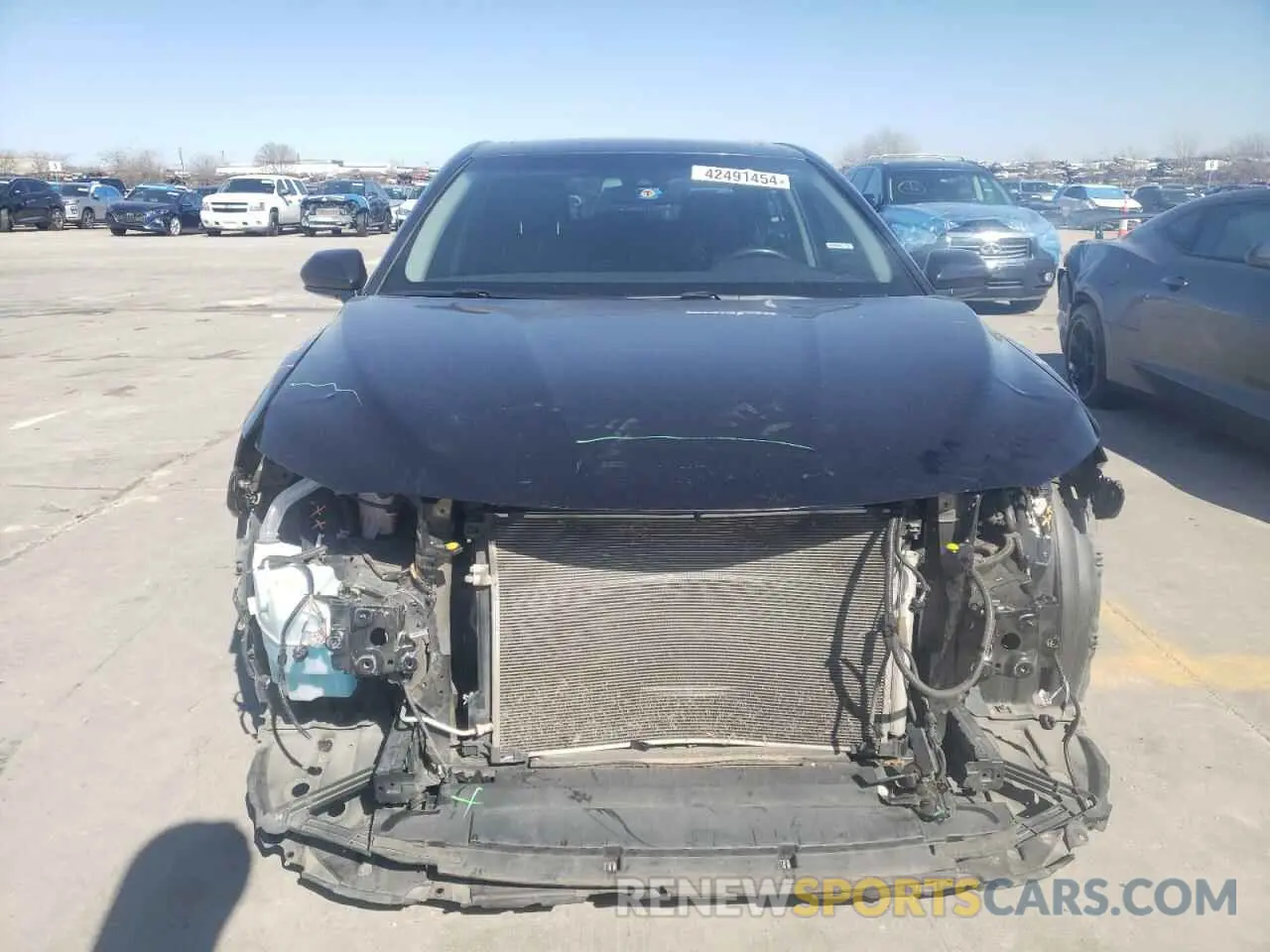 5 fotografías del automóvil dañado 4T1B11HKXKU282088 TOYOTA CAMRY 2019