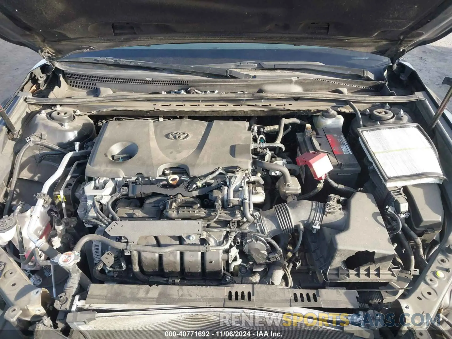 10 fotografías del automóvil dañado 4T1B11HKXKU282821 TOYOTA CAMRY 2019