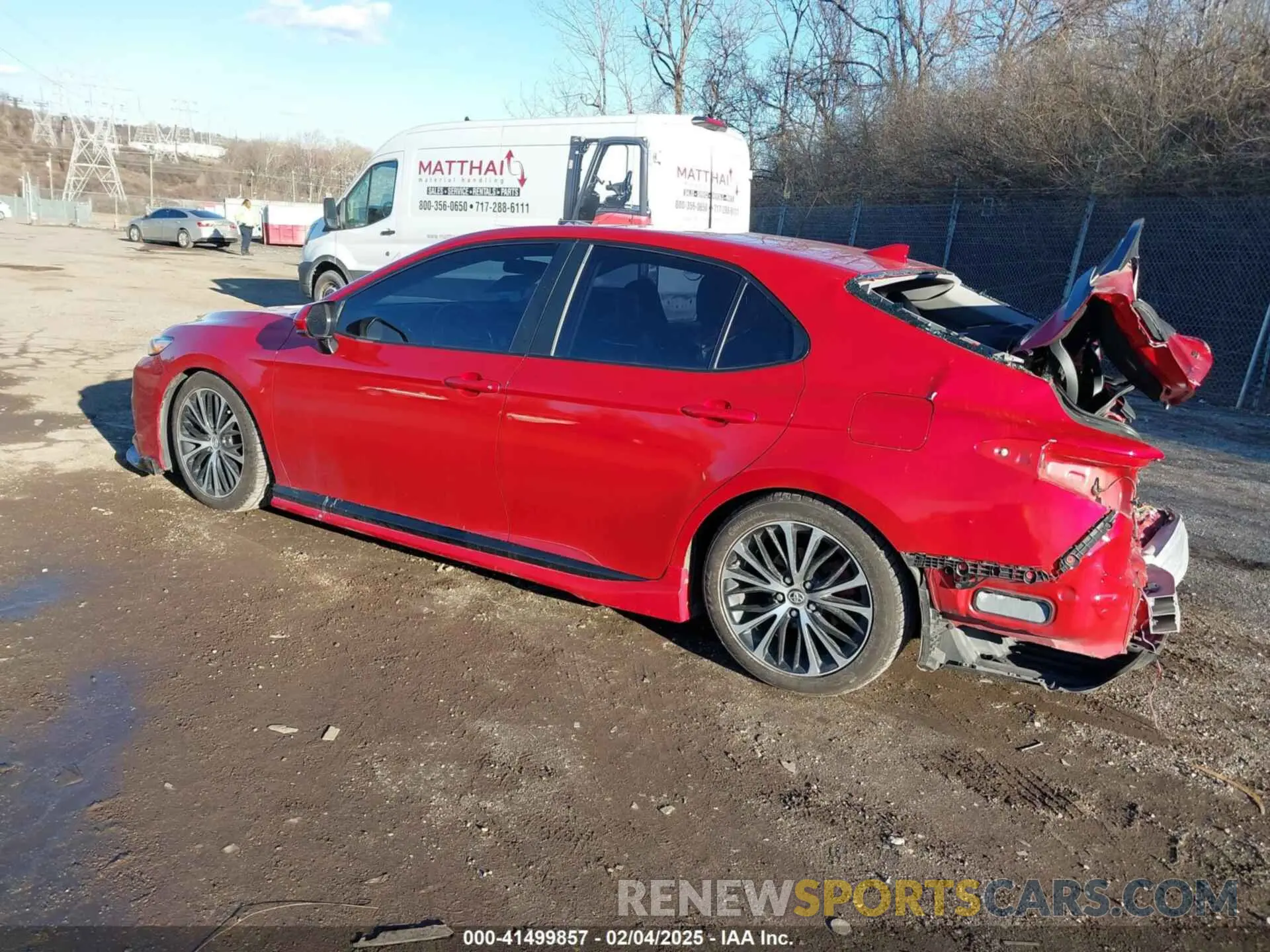 3 fotografías del automóvil dañado 4T1B11HKXKU284598 TOYOTA CAMRY 2019